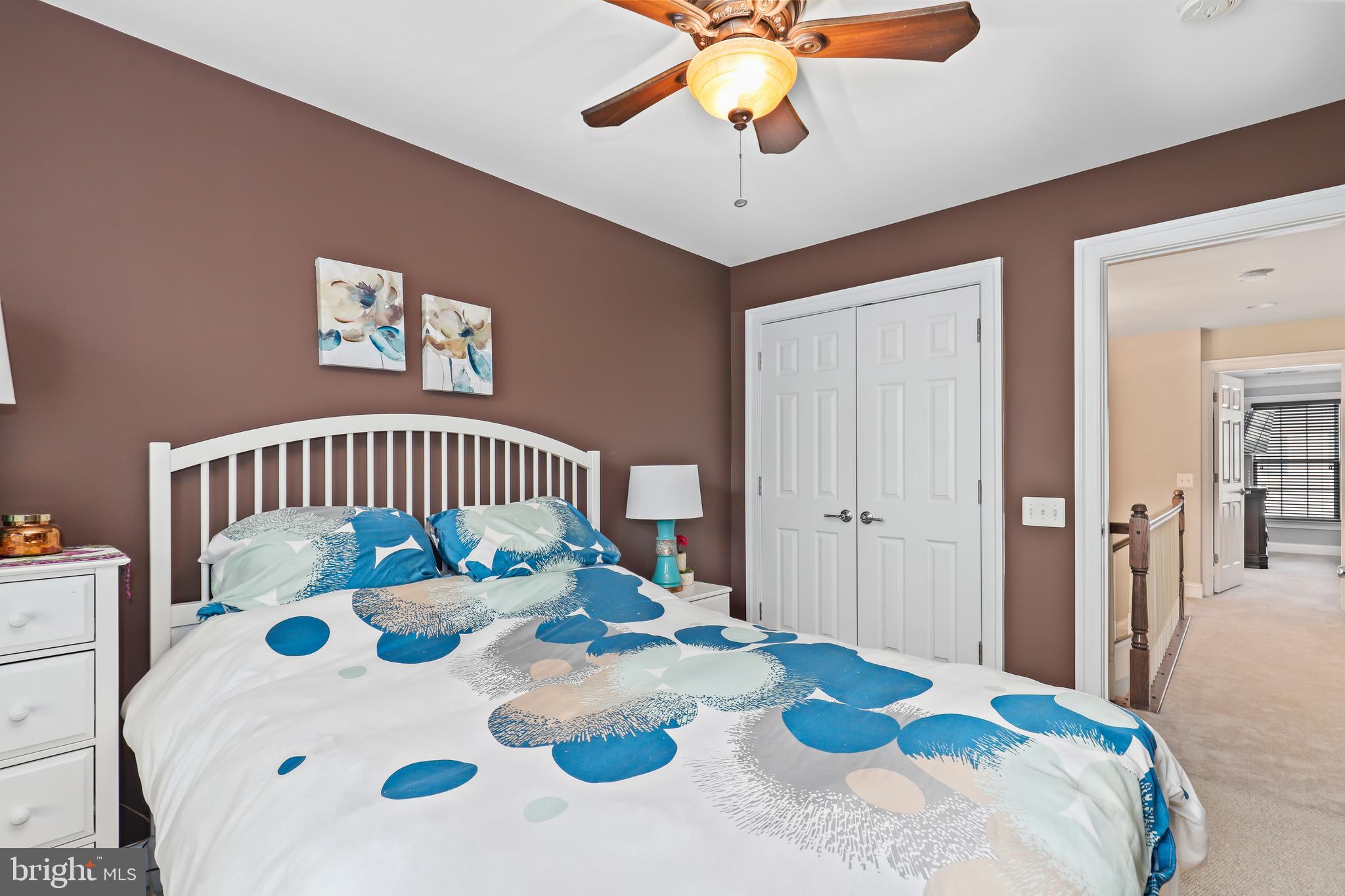 POTOMAC CLUB CONDOMINIUMS - Residential