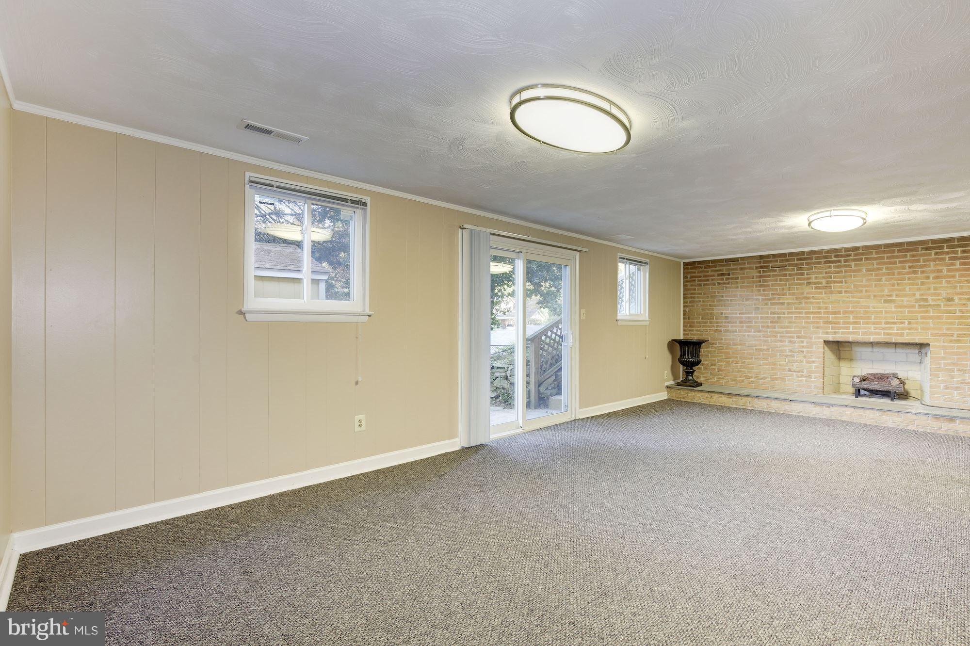 SPRINGBROOK VILLAGE - Residential