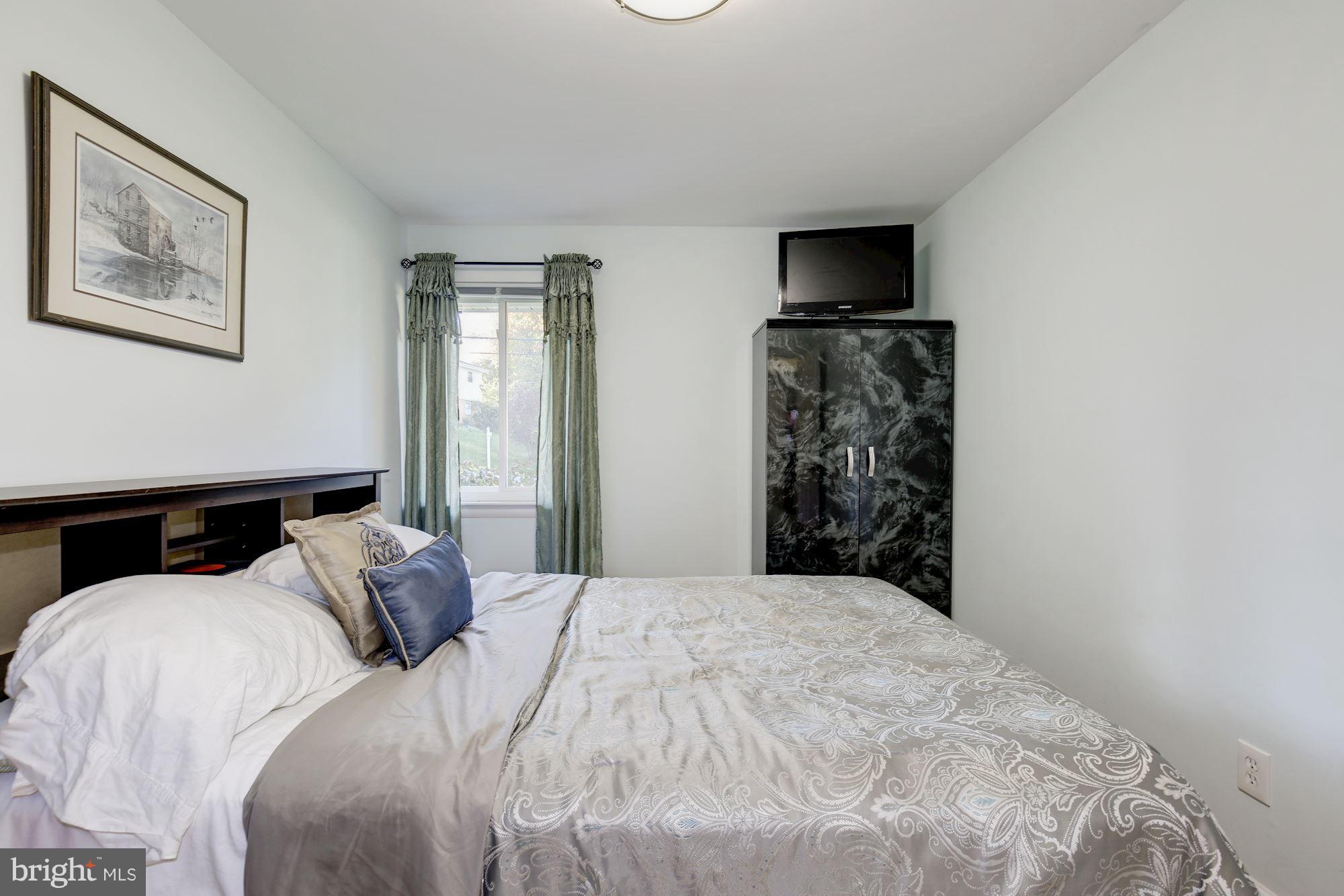 SPRINGBROOK VILLAGE - Residential