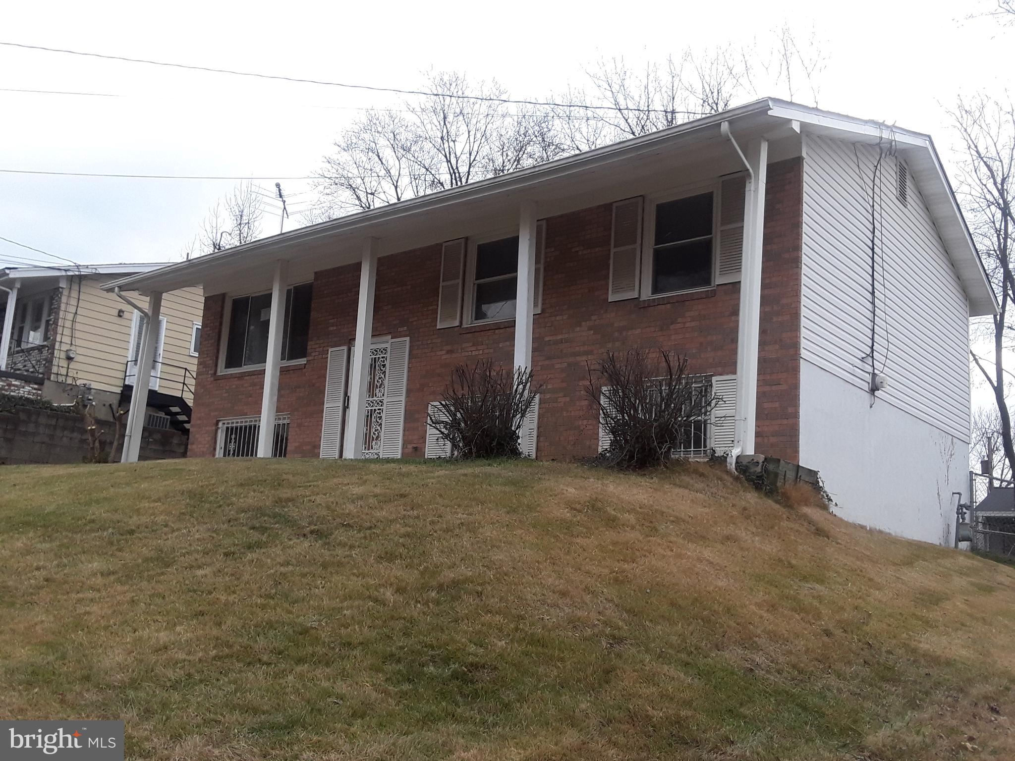 CAPITOL HEIGHTS - Residential