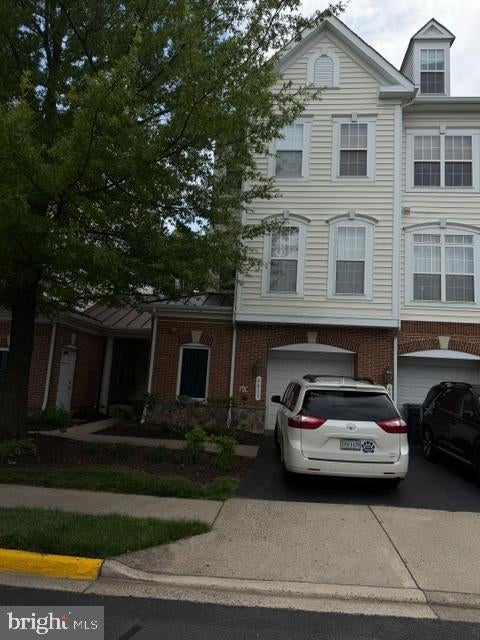 Photo of 6811 Hampton Bay Lane, GAINESVILLE, VA 20155 (MLS # VAPW2124056)