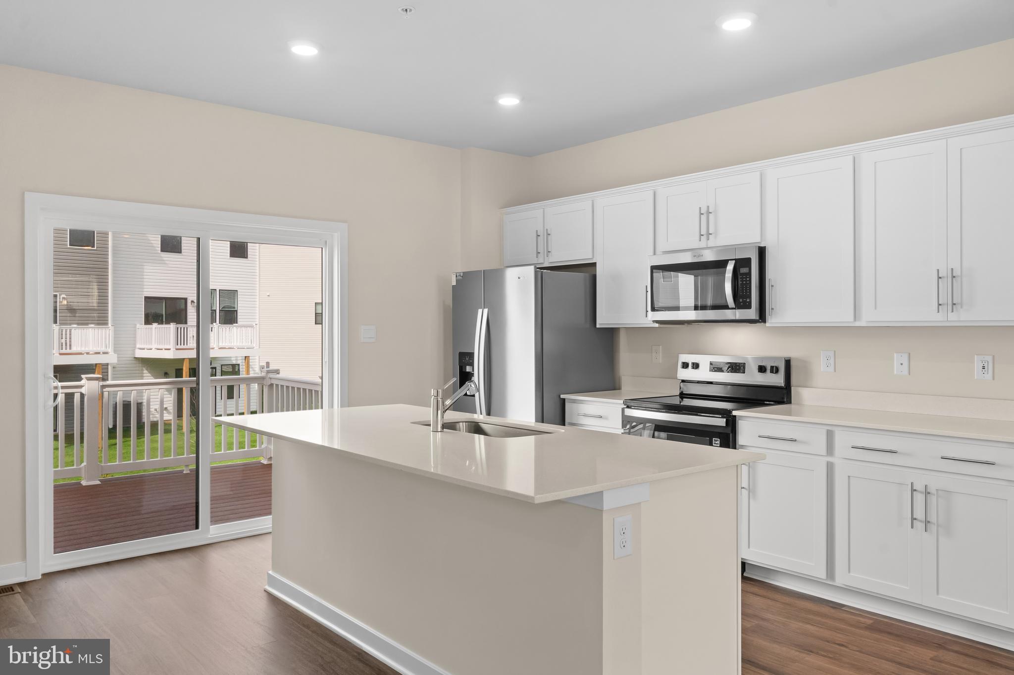 PINEGROVE - Residential