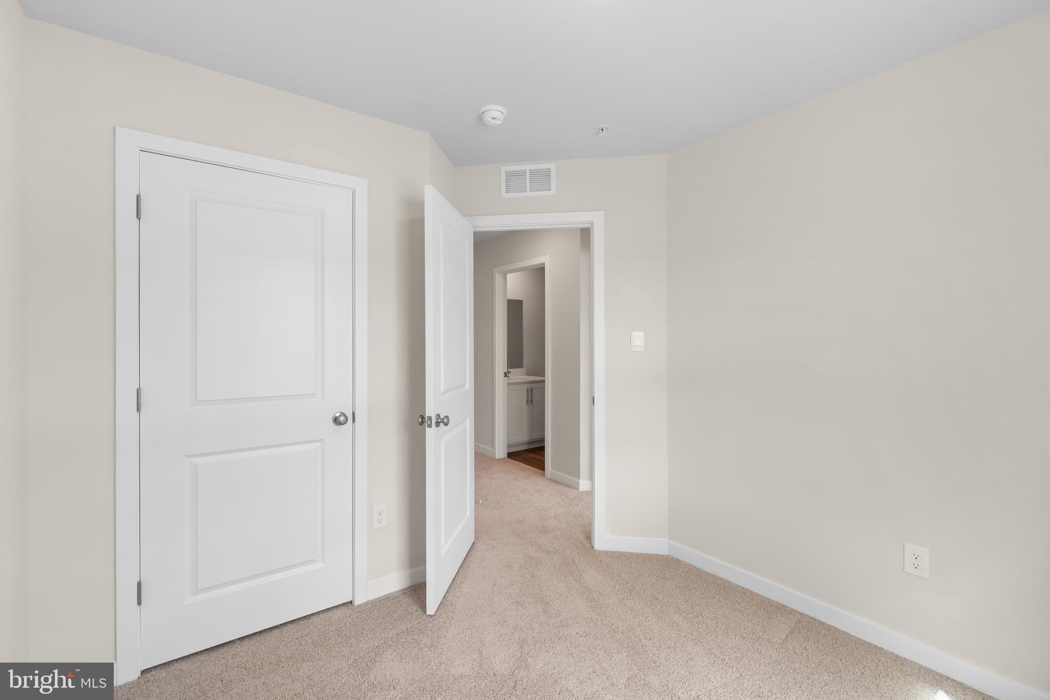 PINEGROVE - Residential