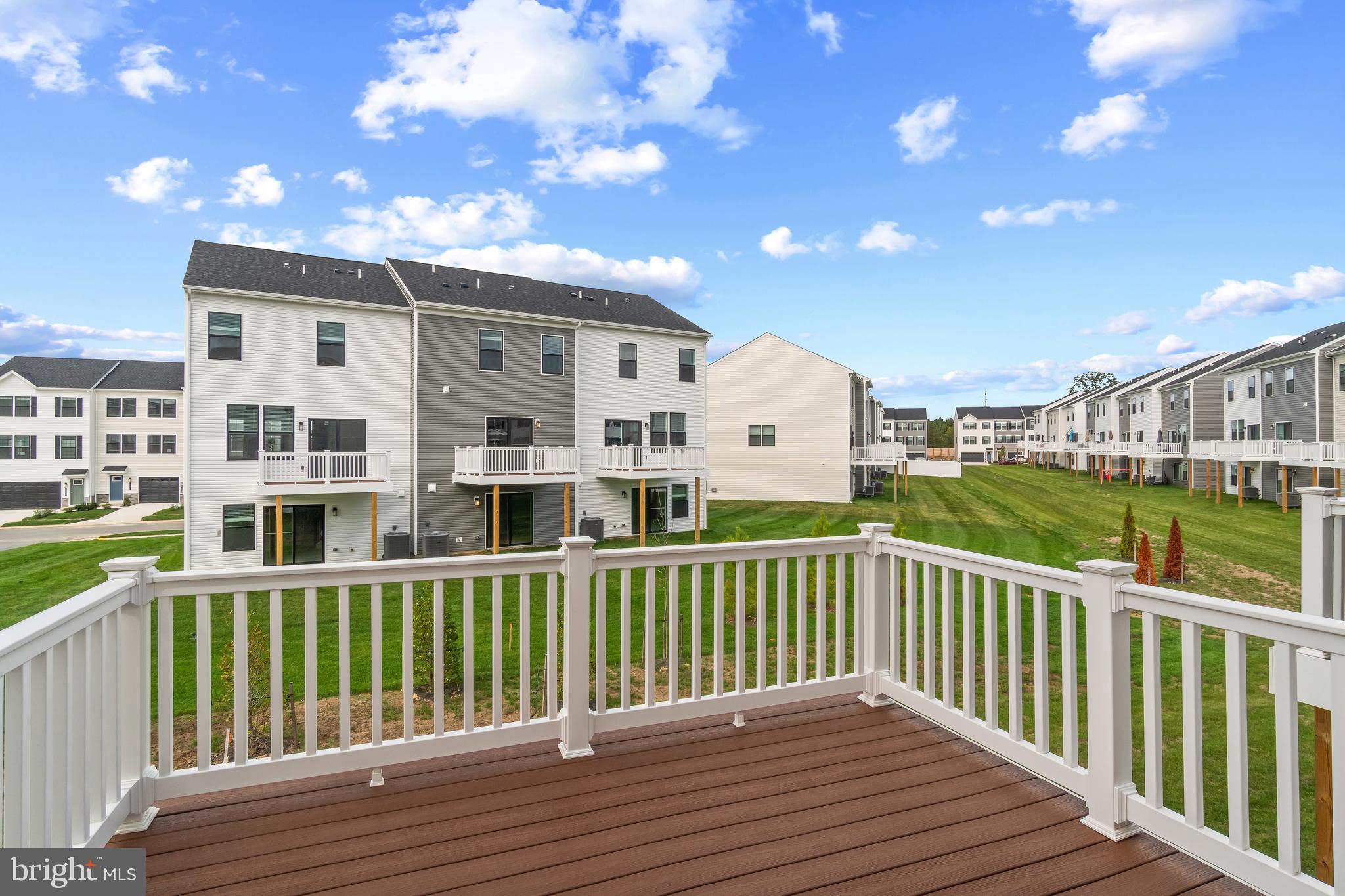 PINEGROVE - Residential