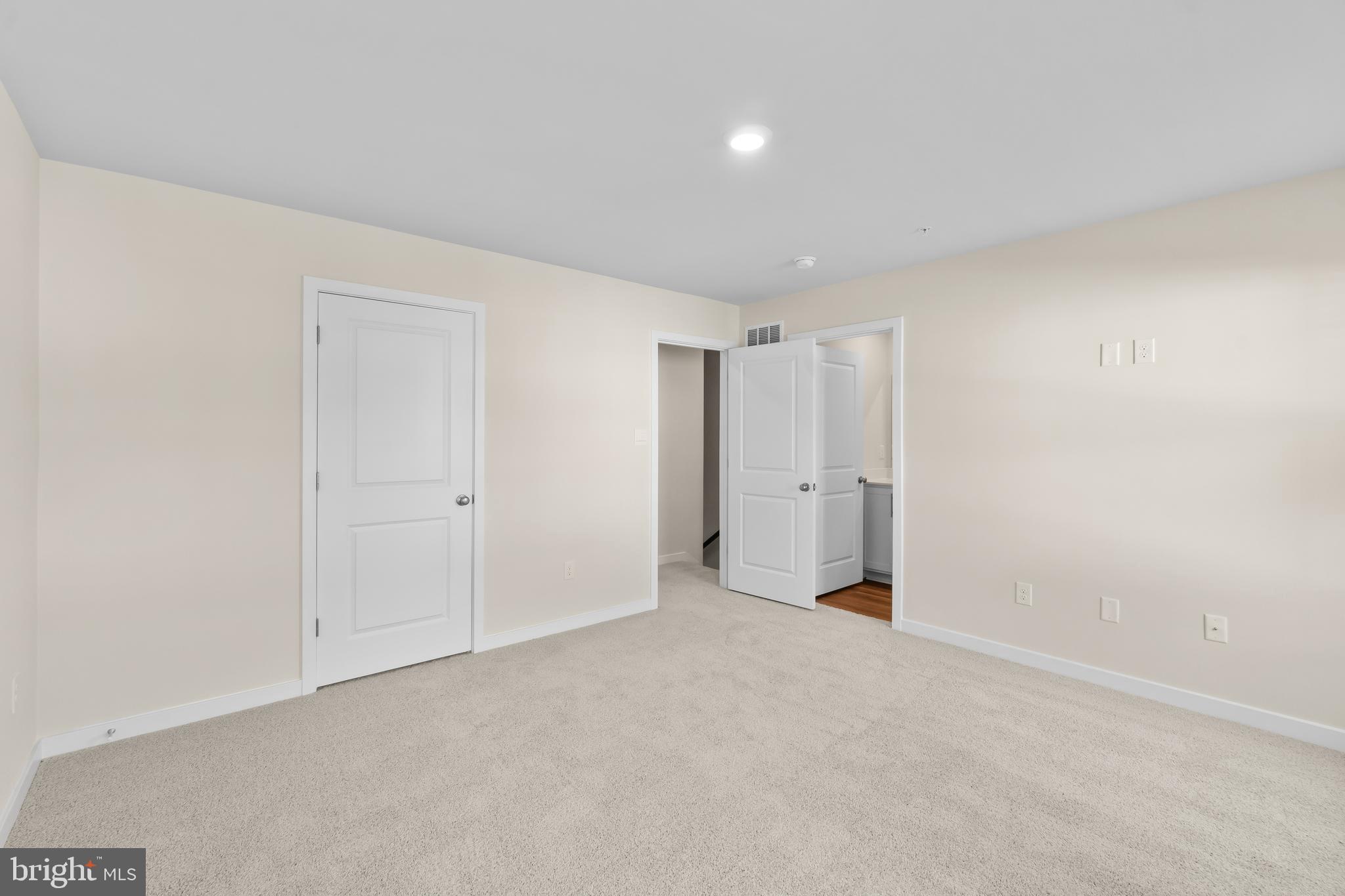 PINEGROVE - Residential