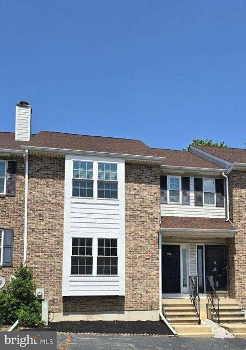 Townhouse For Sale - 902 8th Street<br/> NEWARK, DE 19711