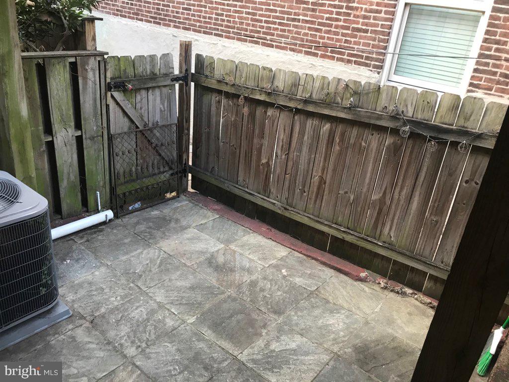 FEDERAL HILL HISTORIC DISTRICT - Residential Lease