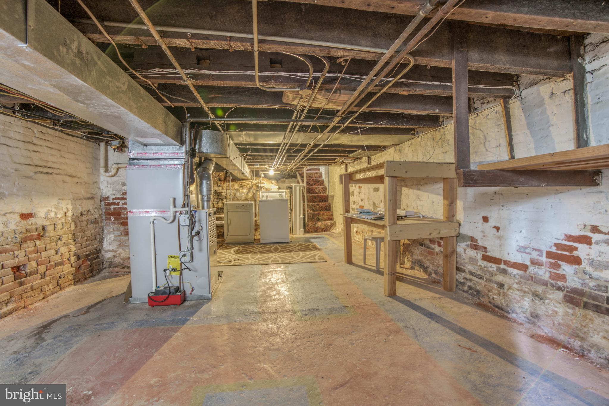 FEDERAL HILL HISTORIC DISTRICT - Residential Lease