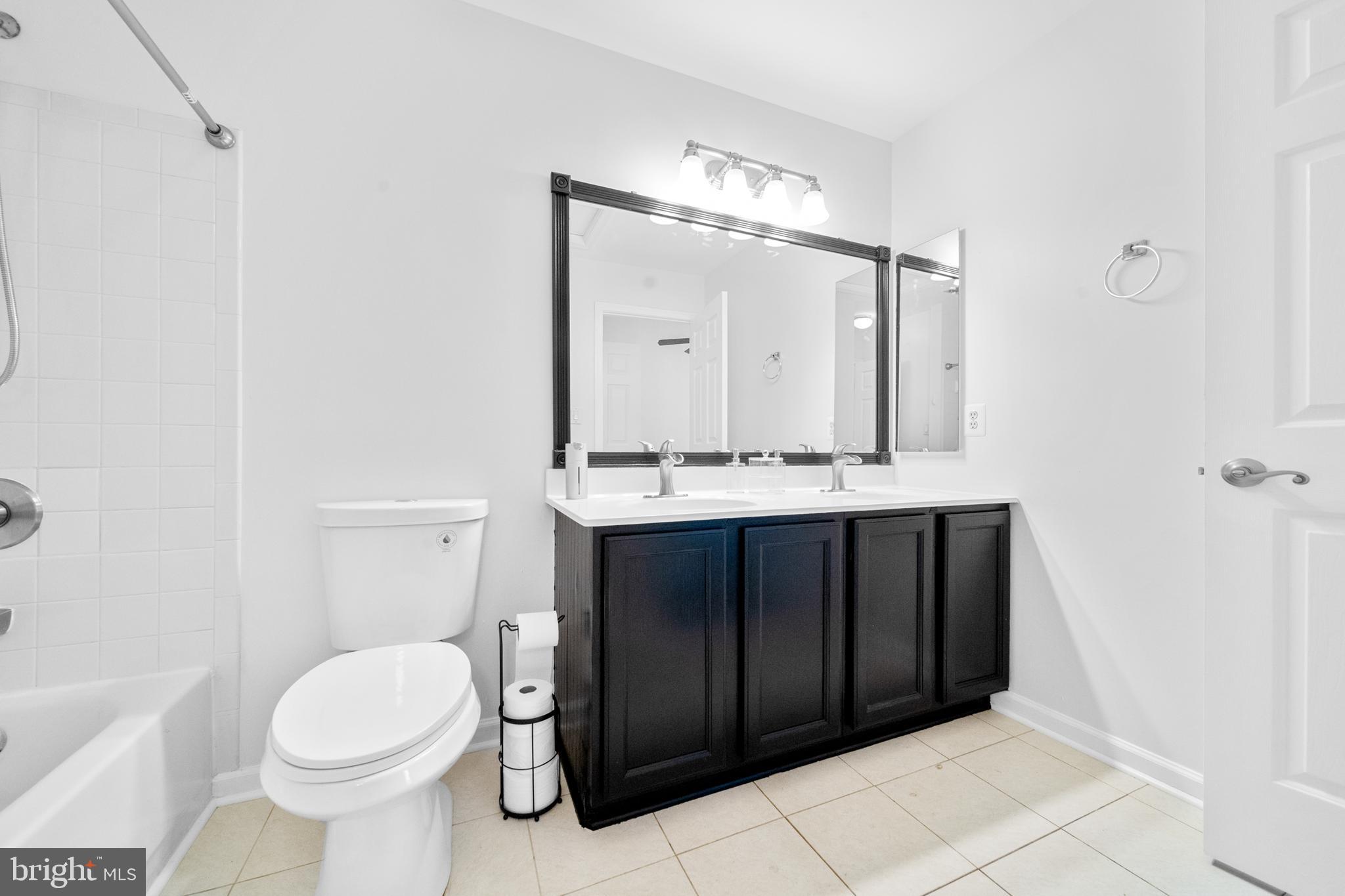 MAPLE POINTE - Residential