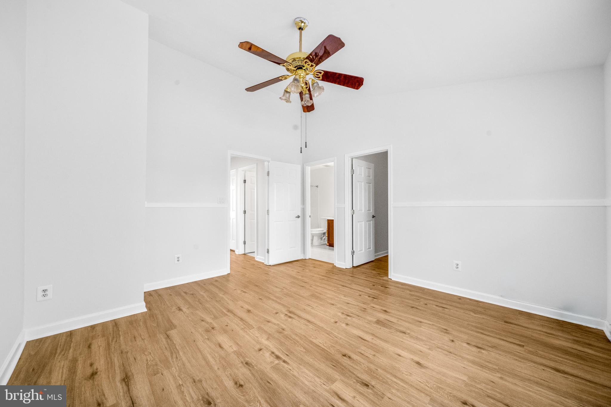 MAPLE POINTE - Residential
