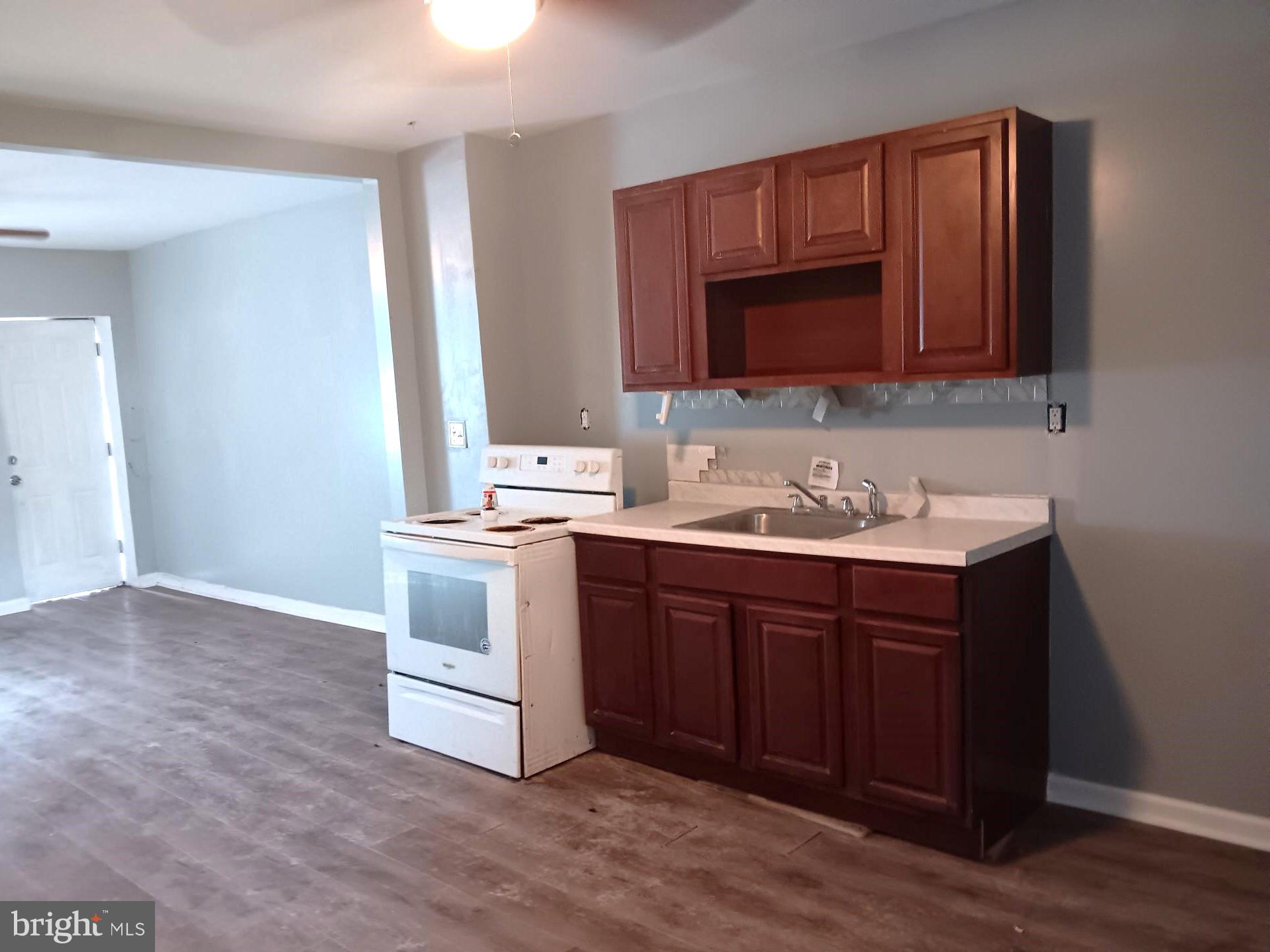 FRANKFORD - Residential