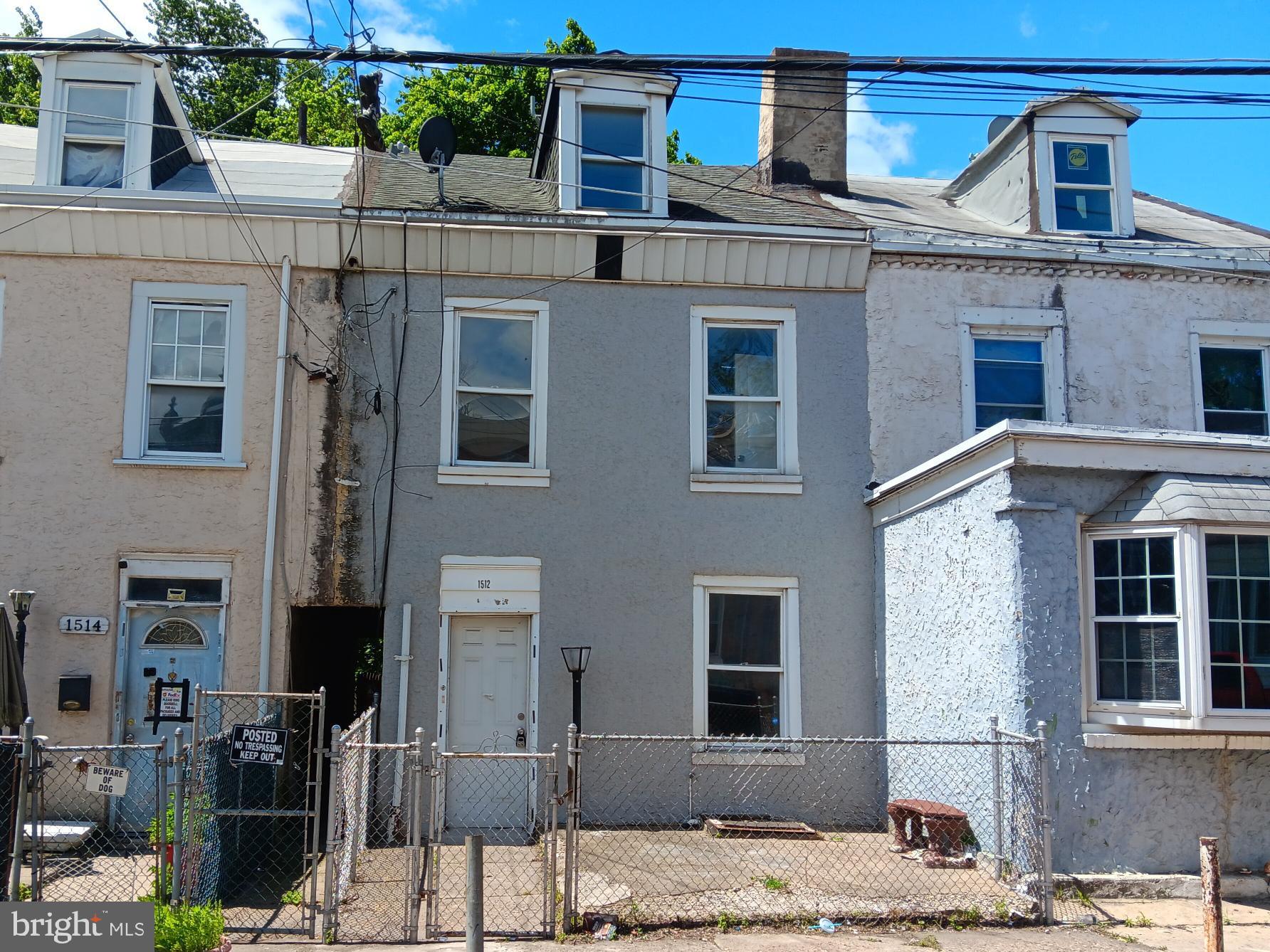1512 ADAMS AVENUE