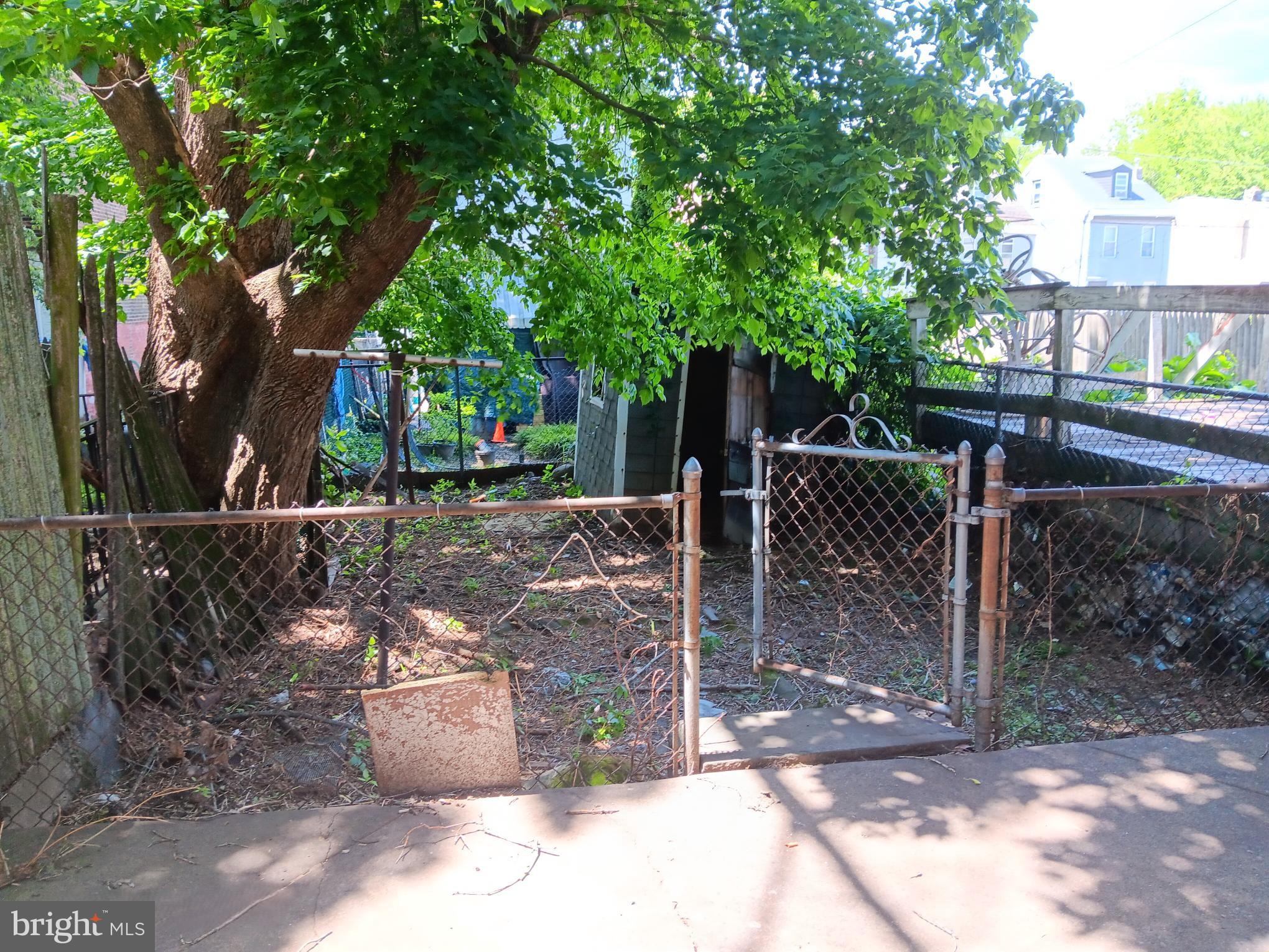 FRANKFORD - Residential