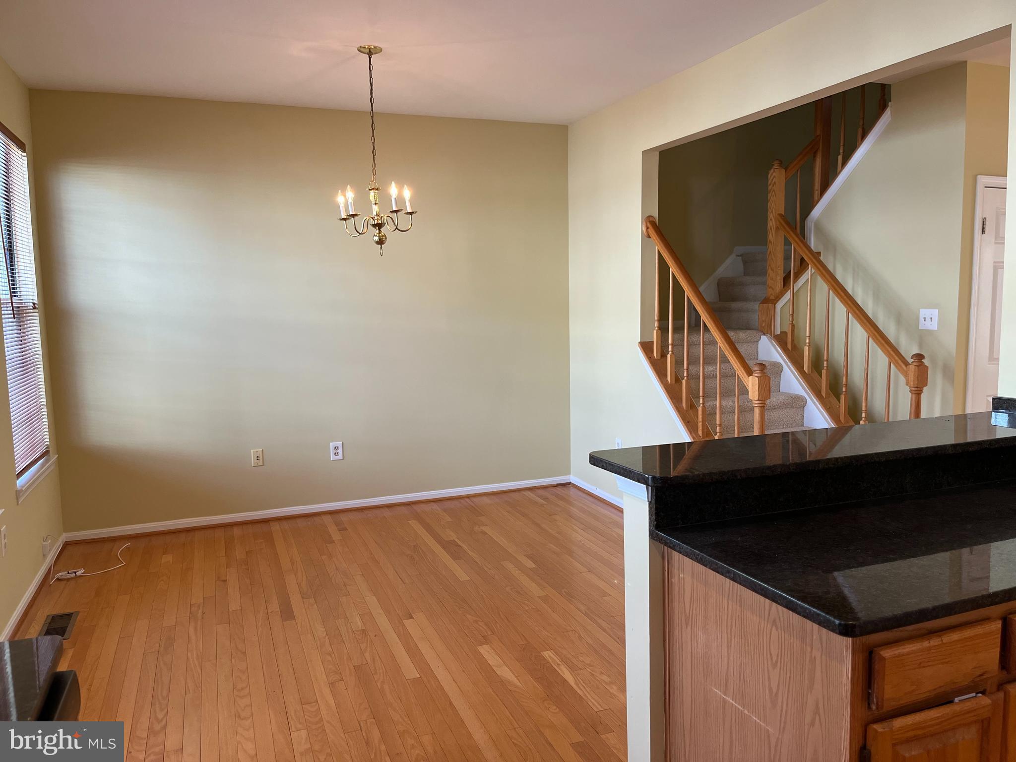 LIFESTYLE AT SULLY STATION - Residential
