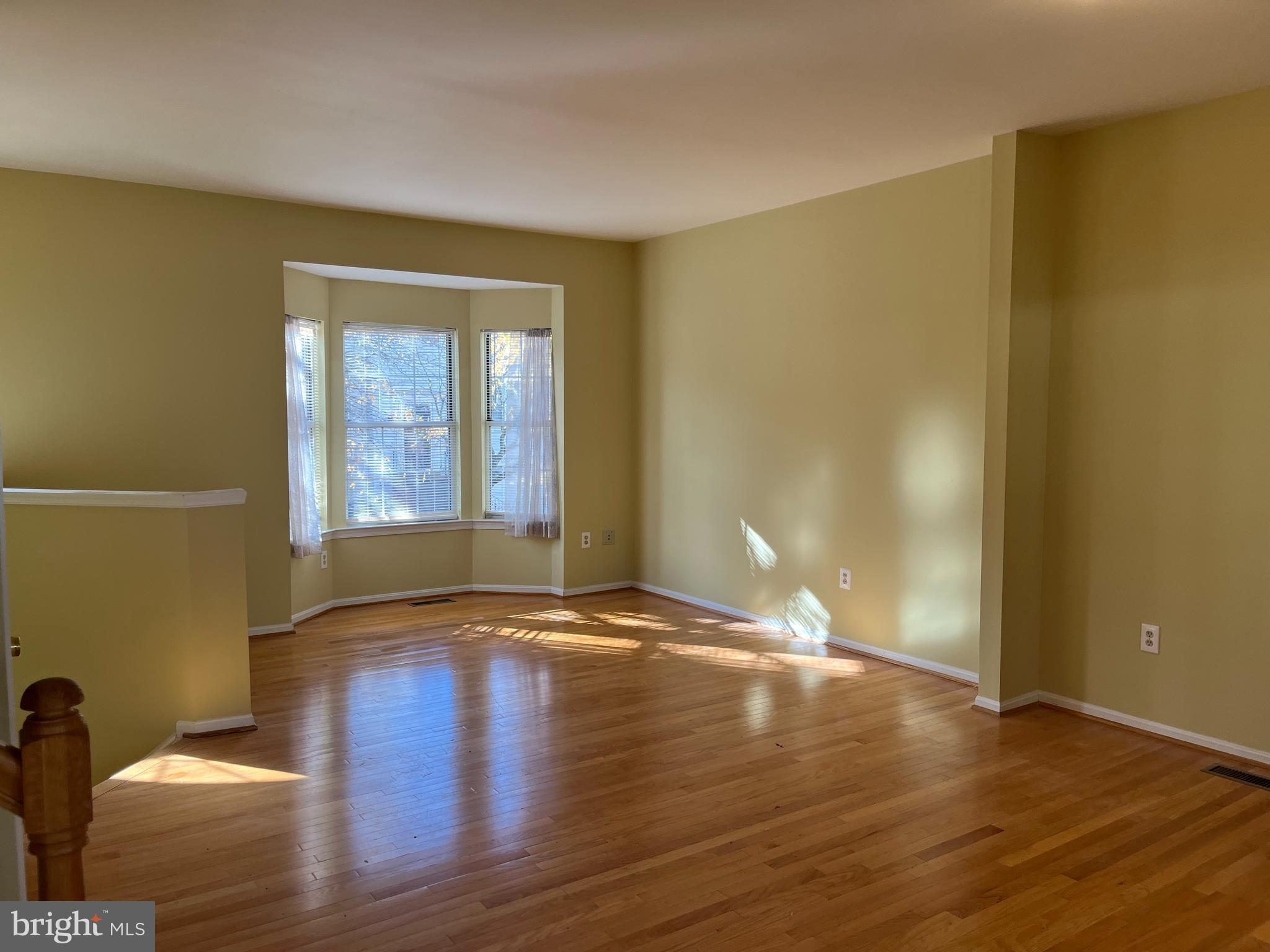 LIFESTYLE AT SULLY STATION - Residential