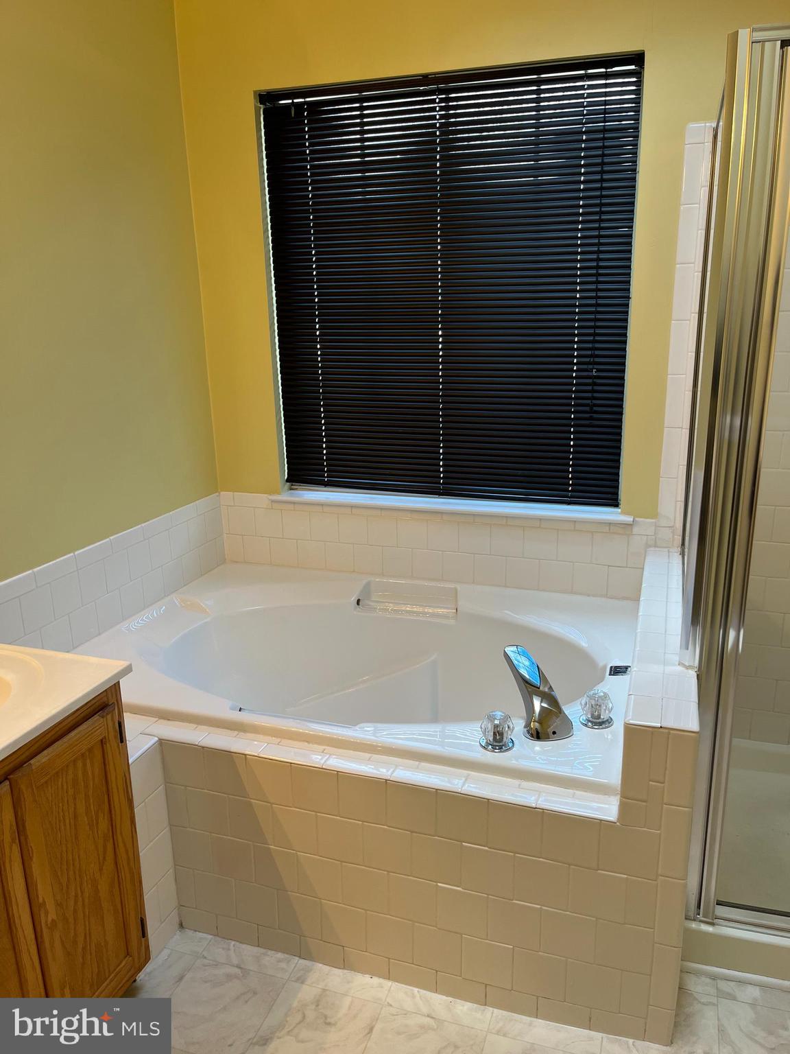 LIFESTYLE AT SULLY STATION - Residential