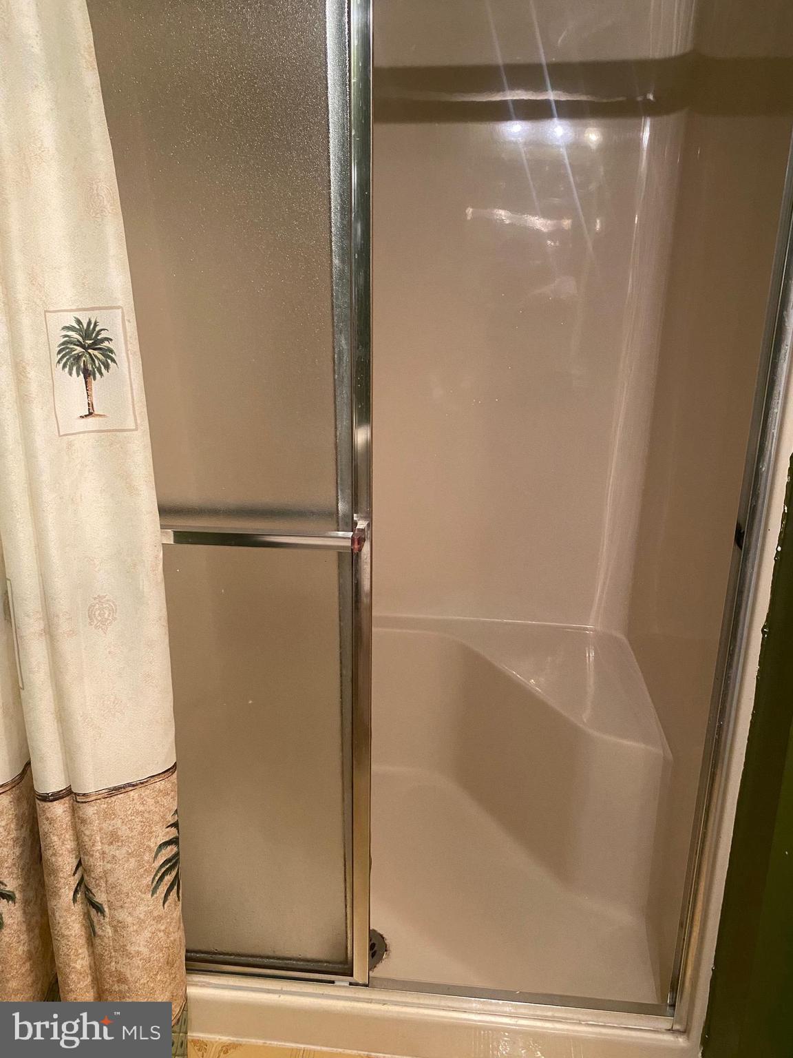 TWELVE TREES - Residential