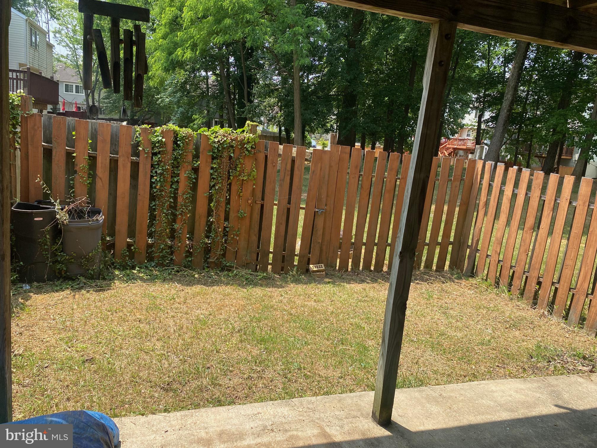 TWELVE TREES - Residential