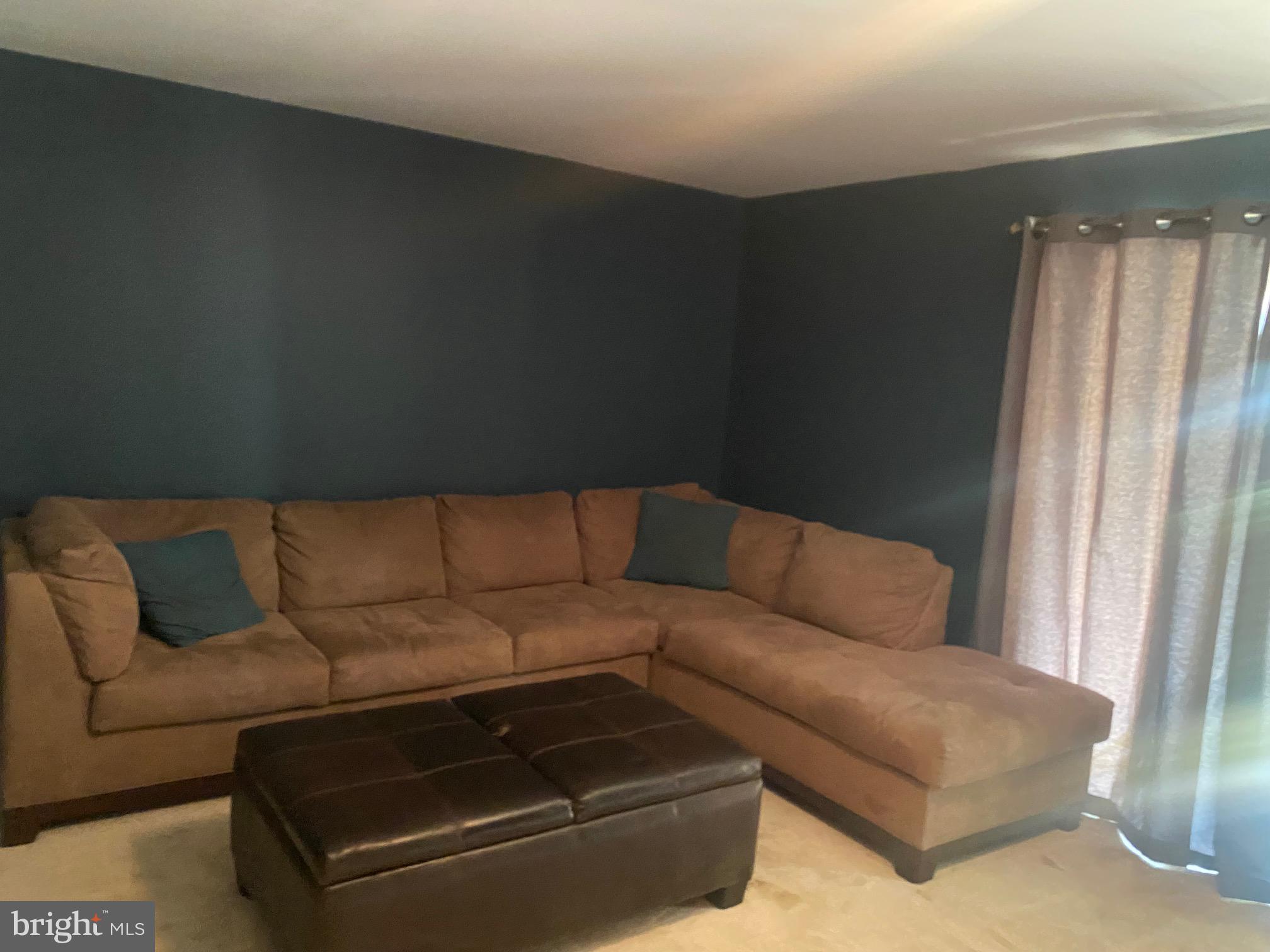 TWELVE TREES - Residential