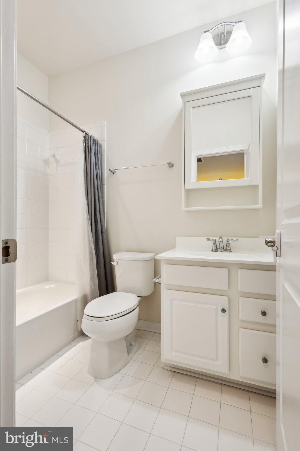 KIRKPATRICK WEST - Residential Lease