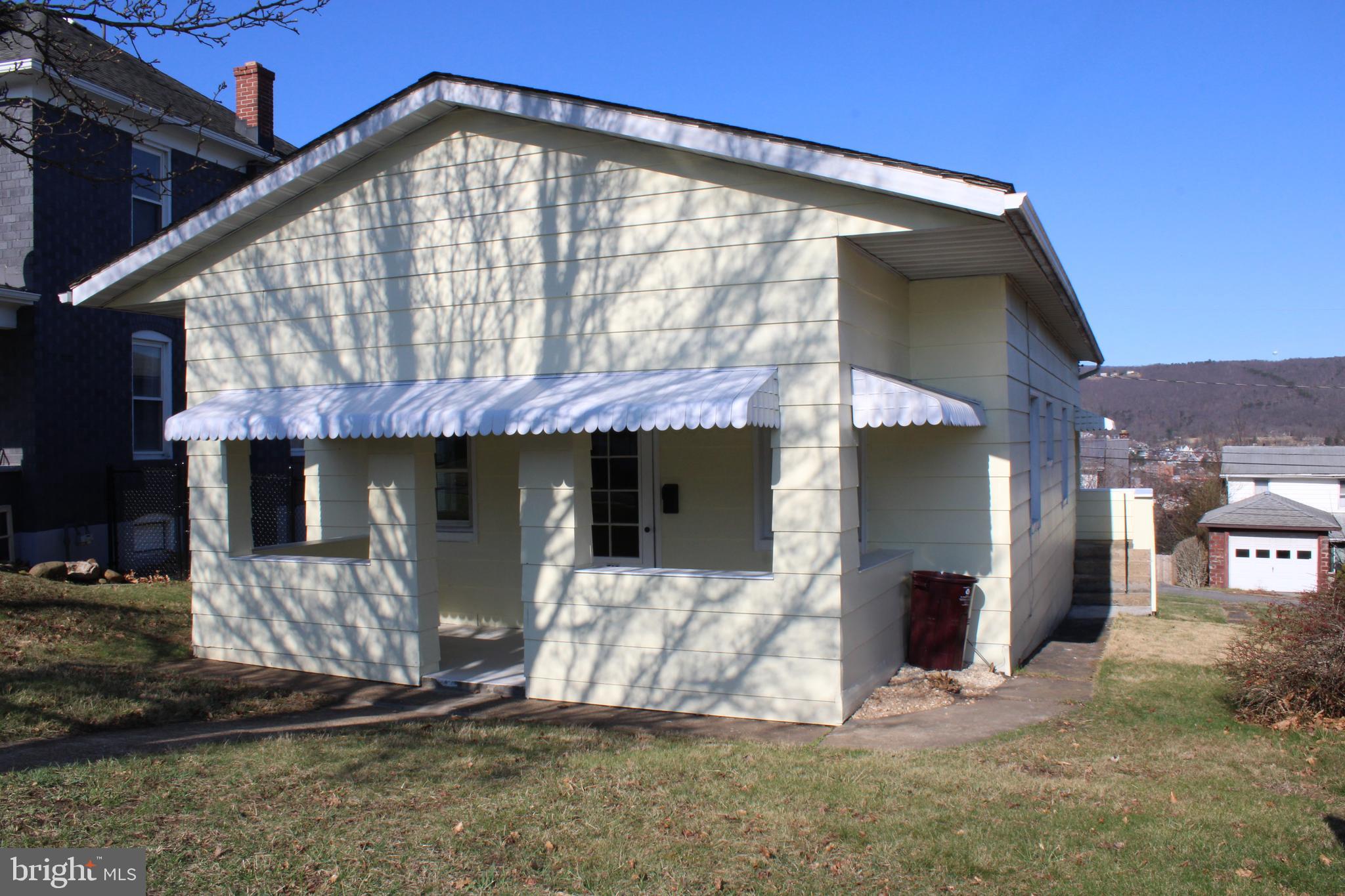 JOHNSON HEIGHTS - Residential