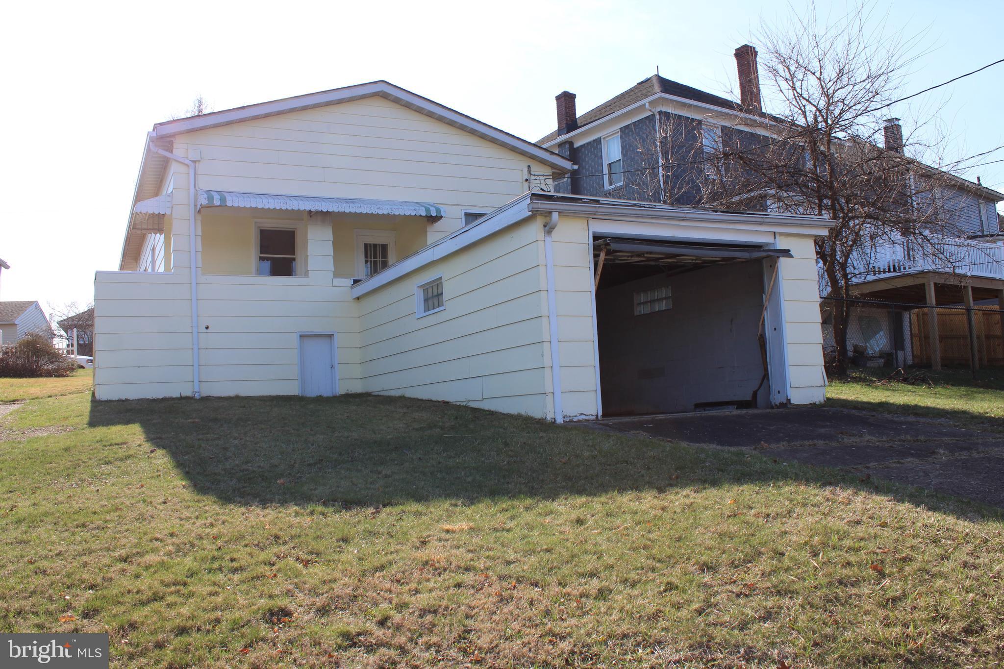 JOHNSON HEIGHTS - Residential