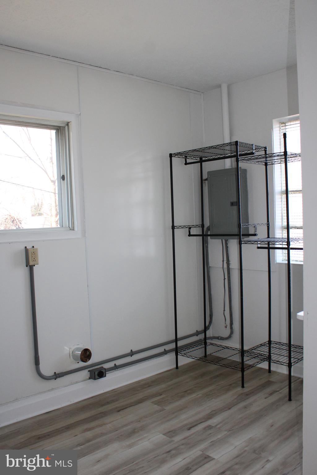 JOHNSON HEIGHTS - Residential