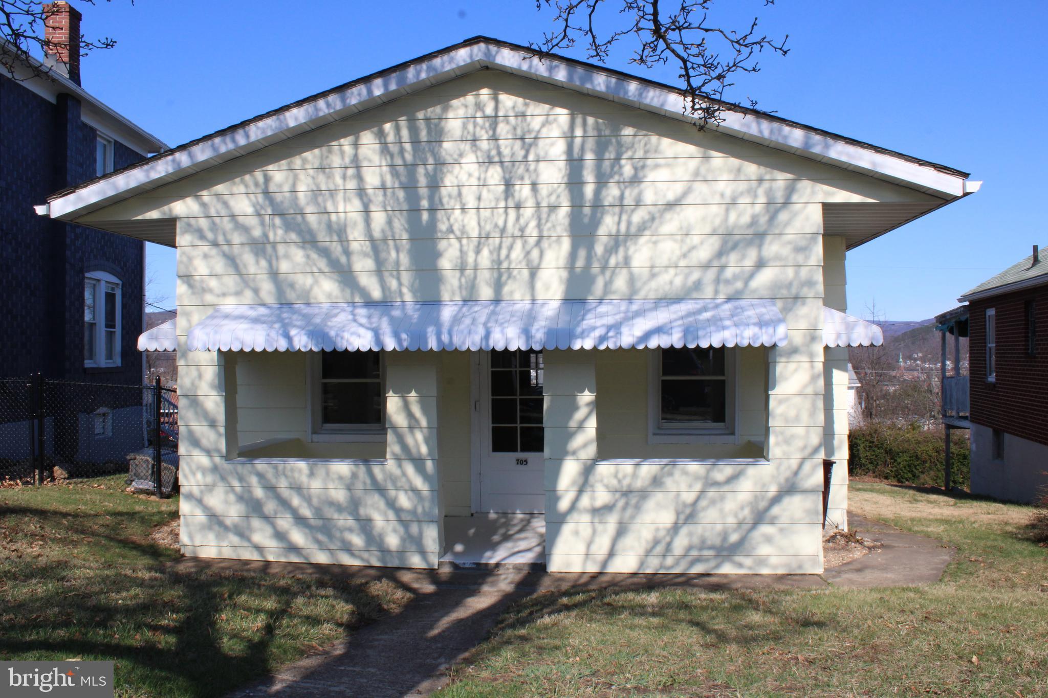 JOHNSON HEIGHTS - Residential