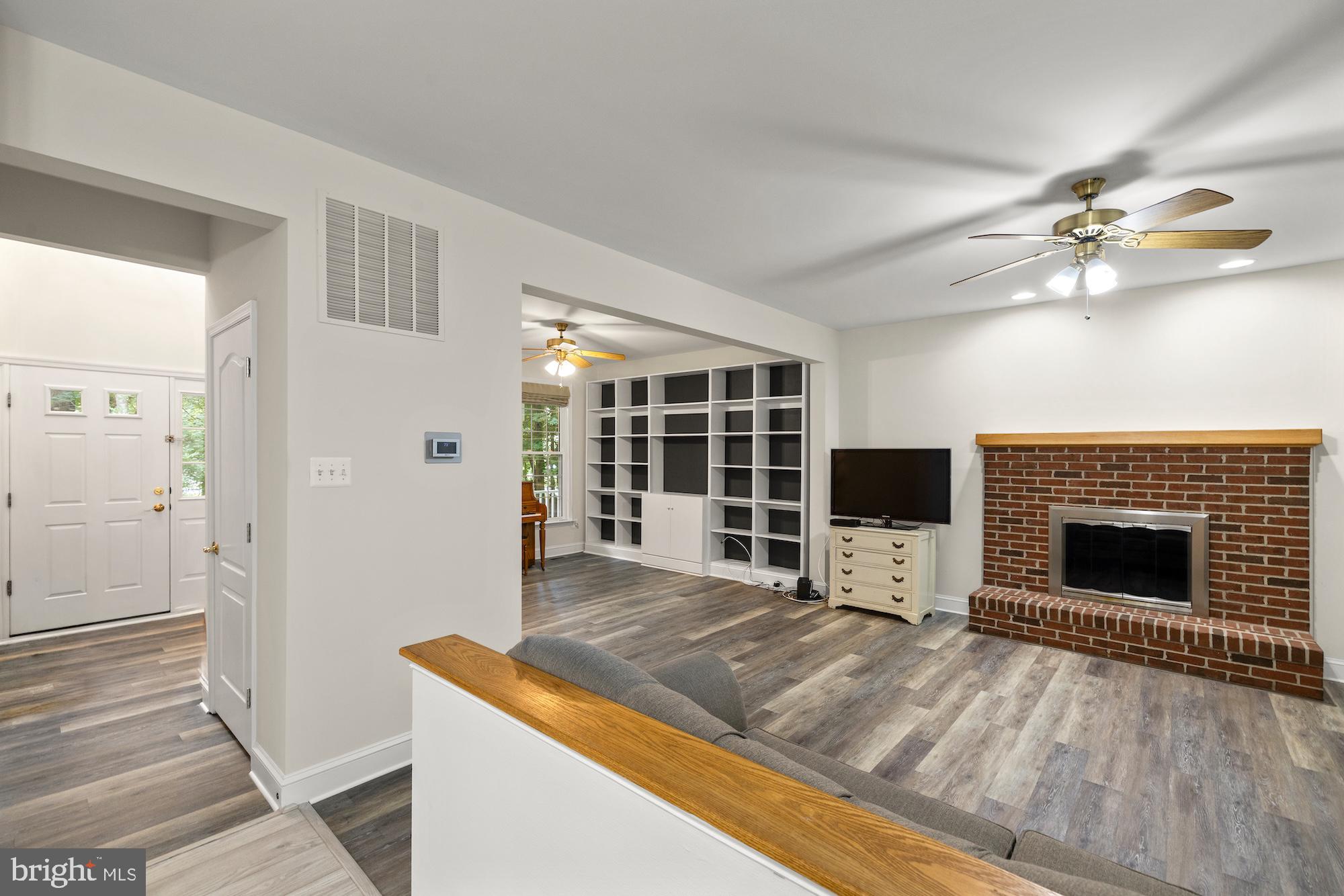 5580 RHONDA ROAD