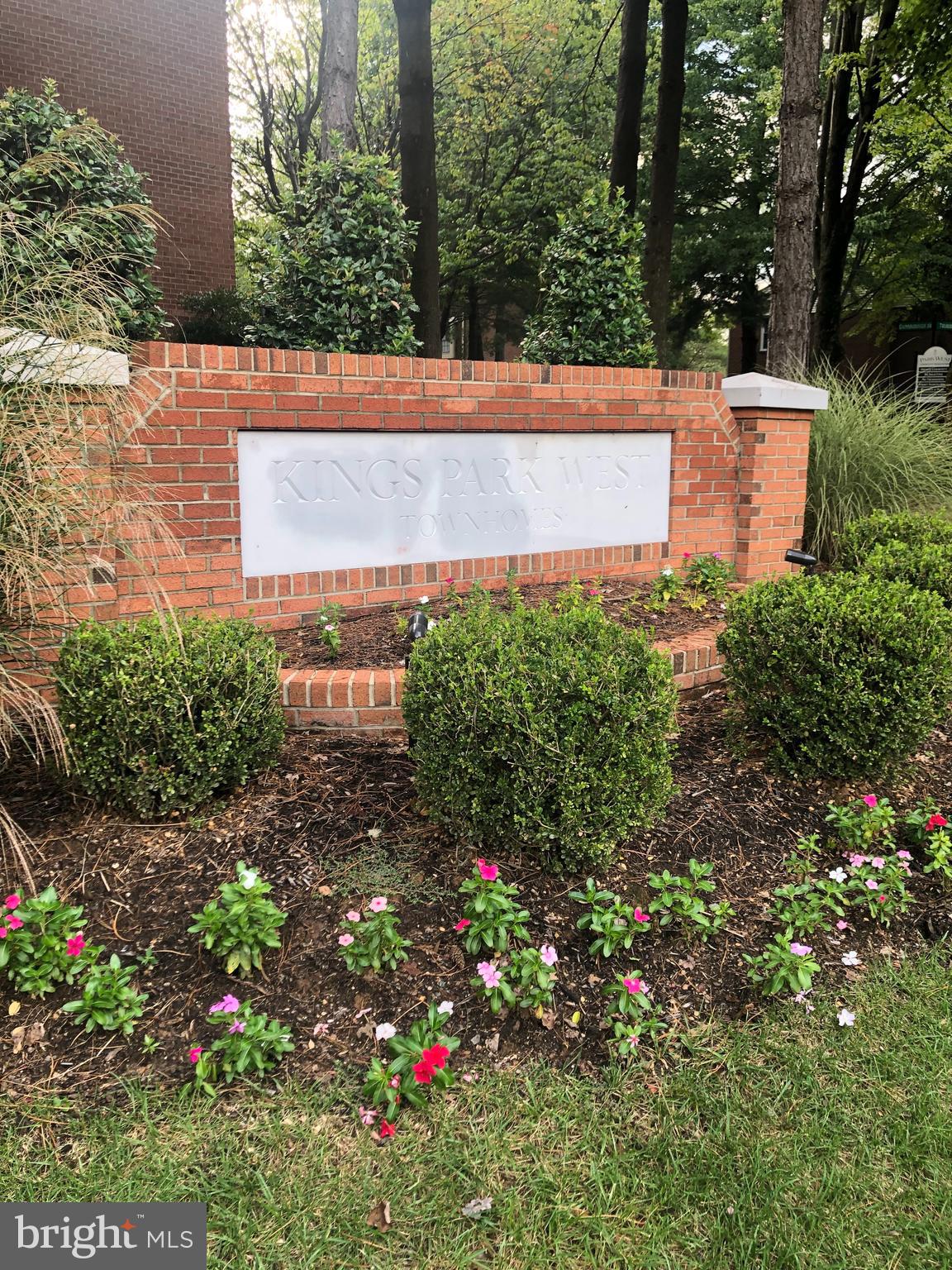 KINGS PARK WEST - Residential