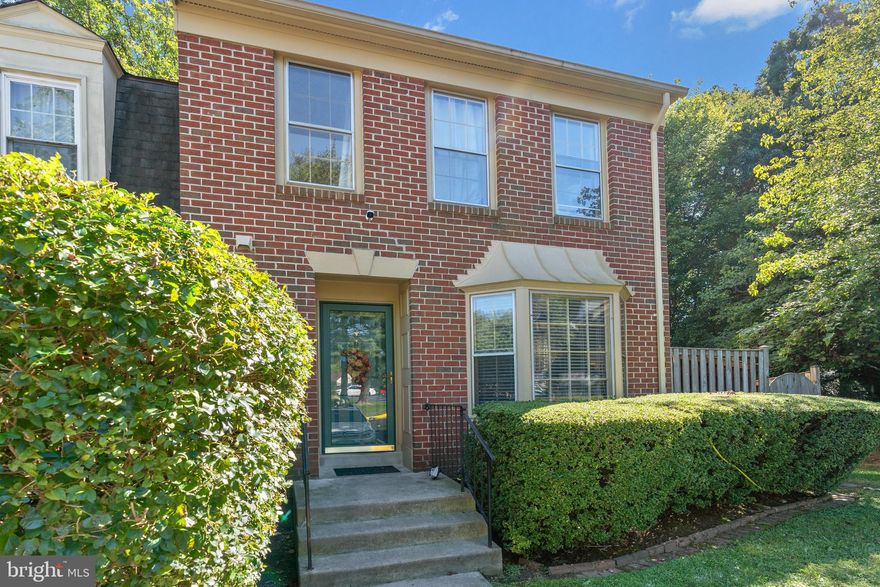 ** Come and see the  BRAND NEW FLOORS JUST INSTALLED **  WOW
what a great fresh and clean look.  Great 3 BR 3.5BA Townhouse in Fairfax, VA! This End Unit Townhouse has the biggest lot!  Walk in this beautiful home with lots of natural light and open living/dining room area.  Cook or entertain in your spacious  kitchen with plenty of room for a breakfast area (table); stainless steel appliances, pantry, and even crown molding (for added beauty).  Great sized primary bedroom with added shelving in the double closets, and stand up shower with glass sliding doors.   Updated main level and upper level bathrooms; all have ceramic tile, updated vanity & sink top w/backsplash!  Make your way downstairs to the lower level recreation room with fireplace and walk-out to fenced in backyard (w/ patio).  Backyard has plenty of room for entertaining, relaxing, or fun!

Roof replaced 2 yrs ago, HVAC - 3 yrs ago, new french glass doors (basement) put in 2 yrs ago, bathrooms and kitchen remodeled within the last 3-4 yrs., new water tank, and home warranty through American Home Shield which is transferrable!  As an added bonus:  This home has a built-in camera security system through ADT!

Great location near I-66 and I-495!  Within walking distance to GMU,  0.7 miles to Park West Community Pool,  2.7 miles to Walmart, 1.1 miles to University Park, 0.7 miles to the Aquatic and Fitness Center, 0.5 miles to EagleBank Arena, and within the Robinson school district!

Come check it out!
