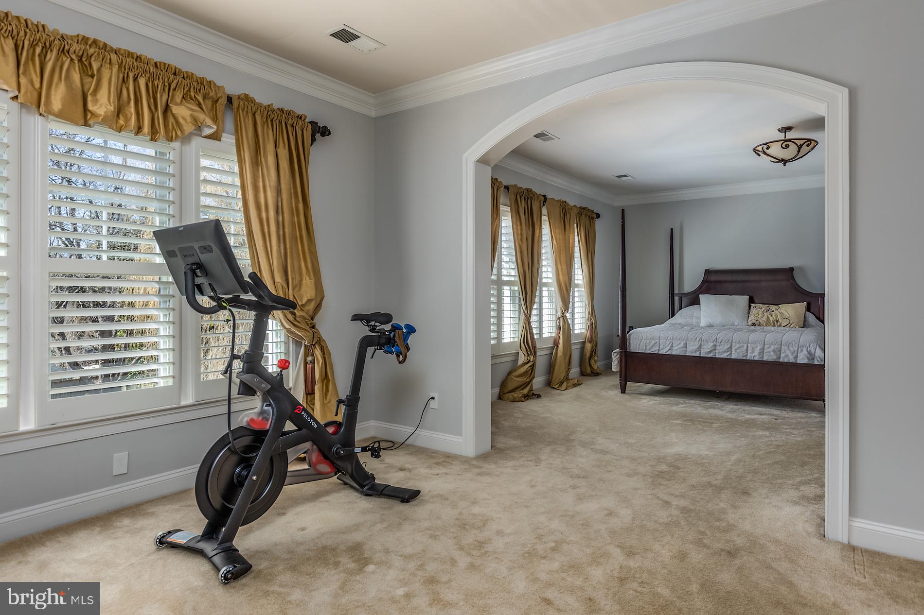 OAK CREST ESTATES - Residential