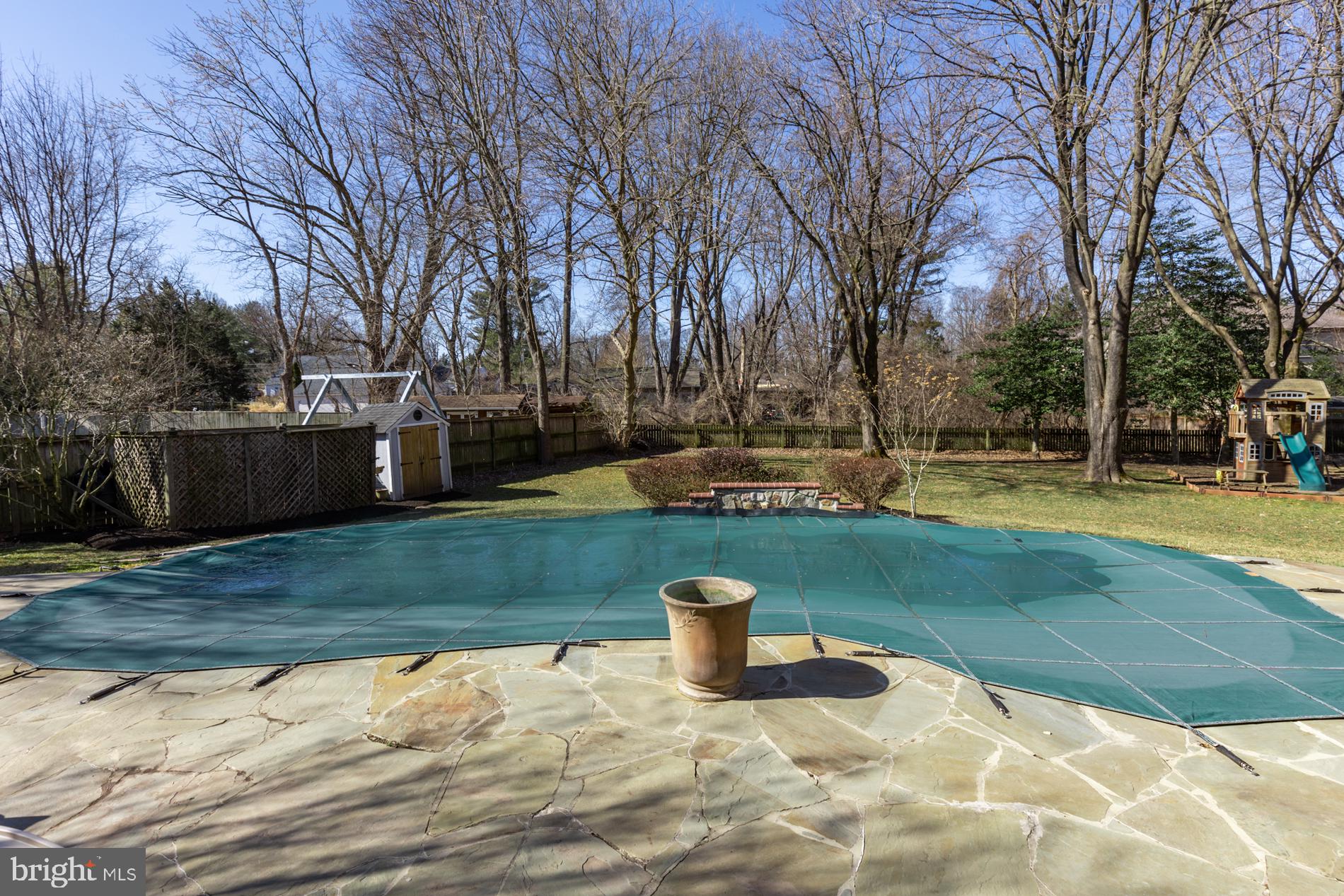 OAK CREST ESTATES - Residential