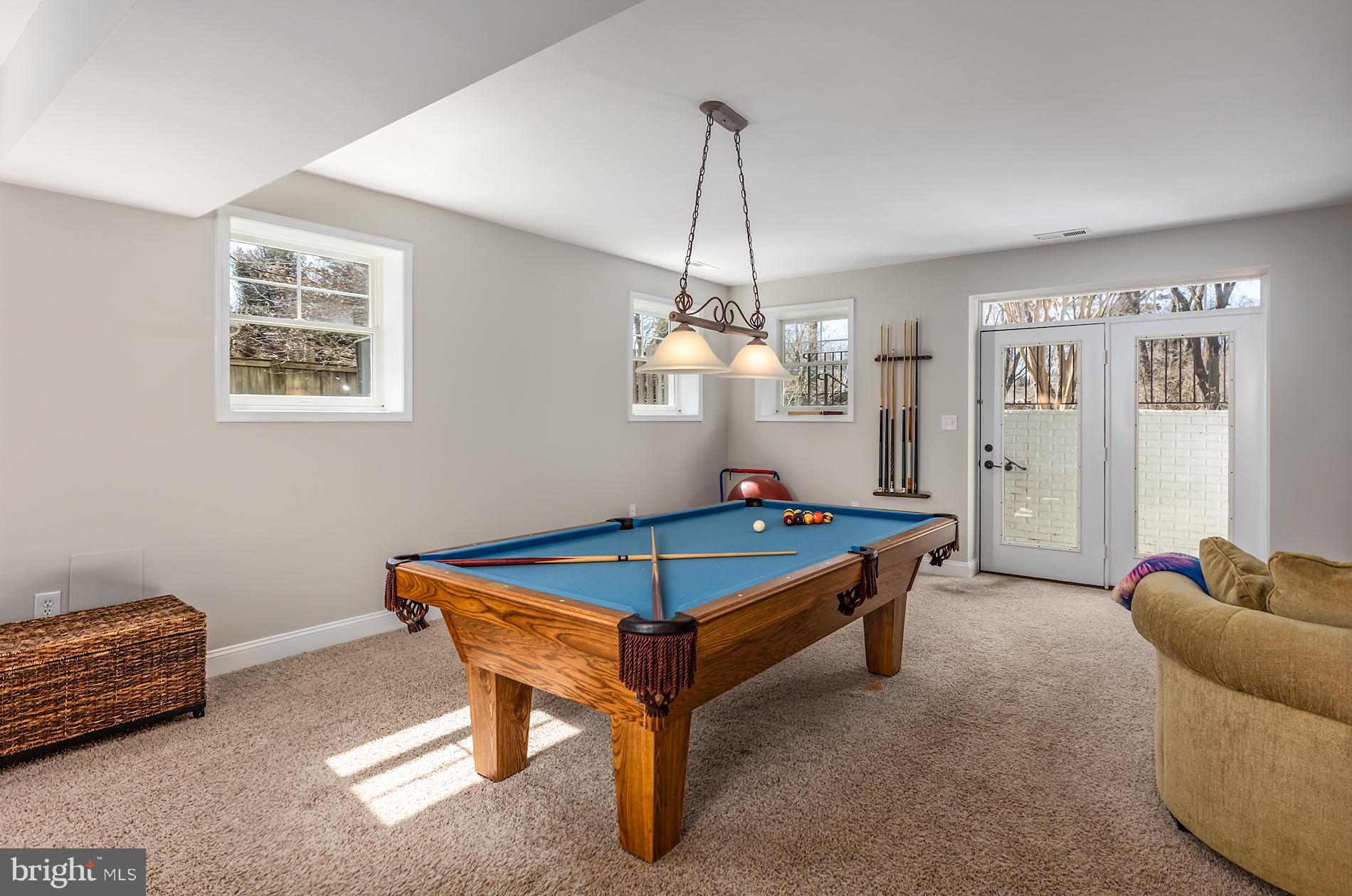 OAK CREST ESTATES - Residential