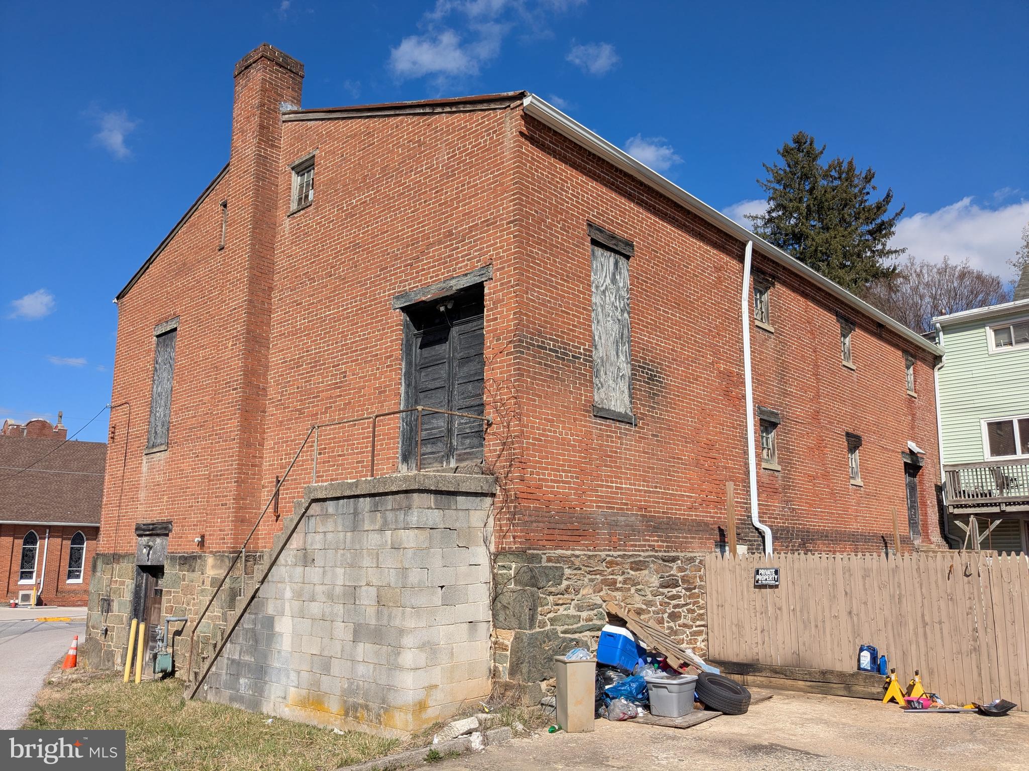 37 MANCHESTER STREET