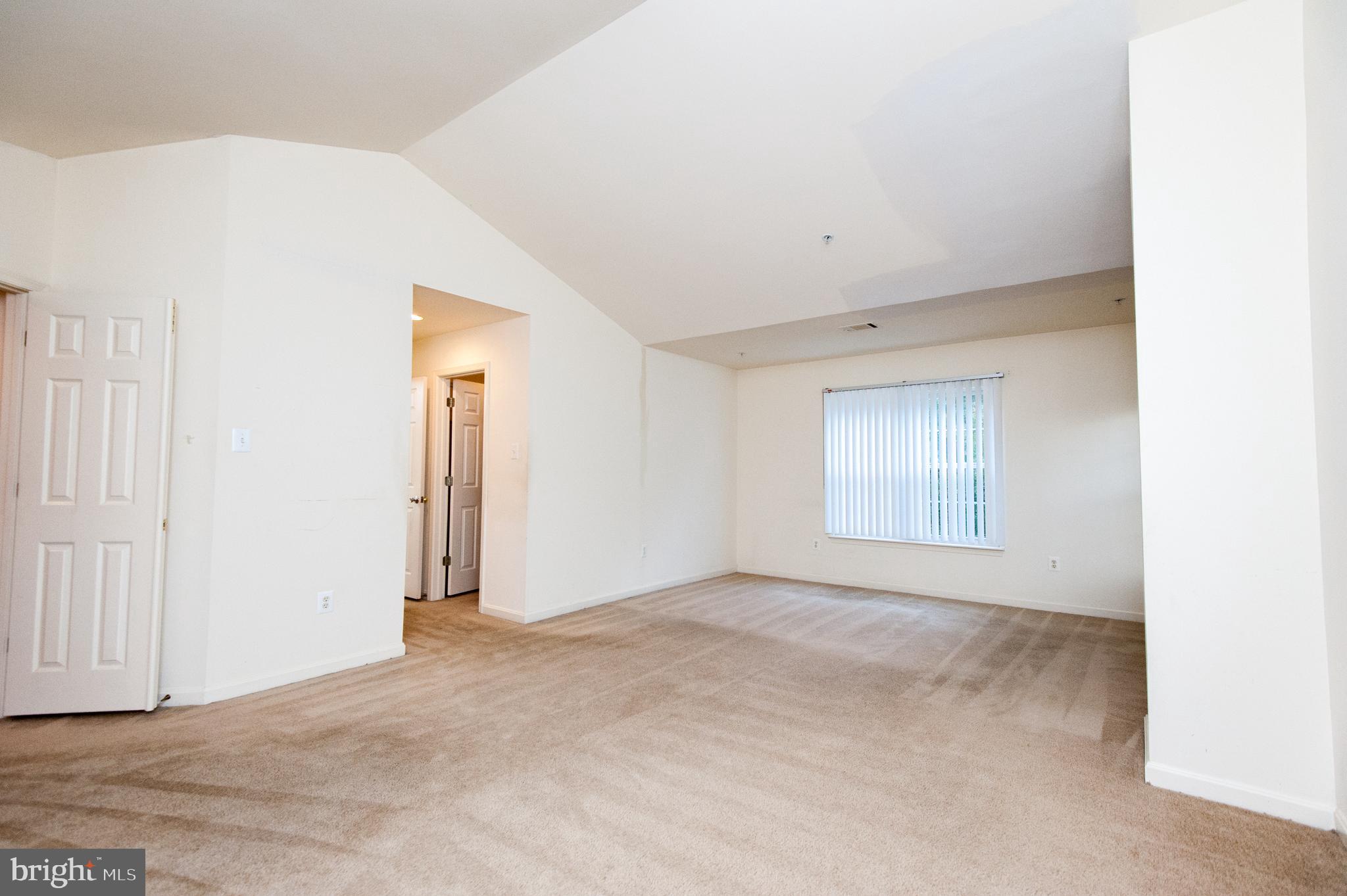 NORTHRIDGE PLAT 32 - Residential