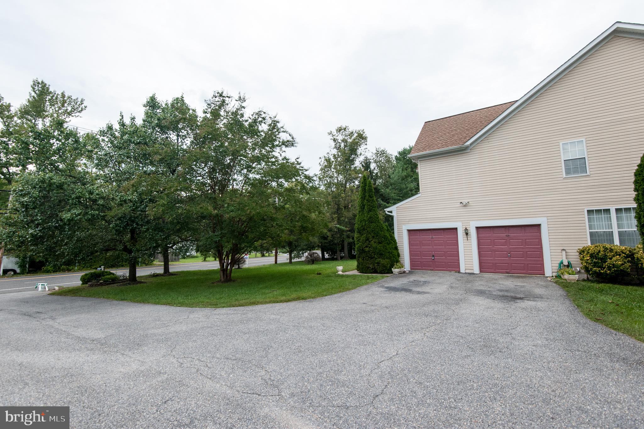 NORTHRIDGE PLAT 32 - Residential