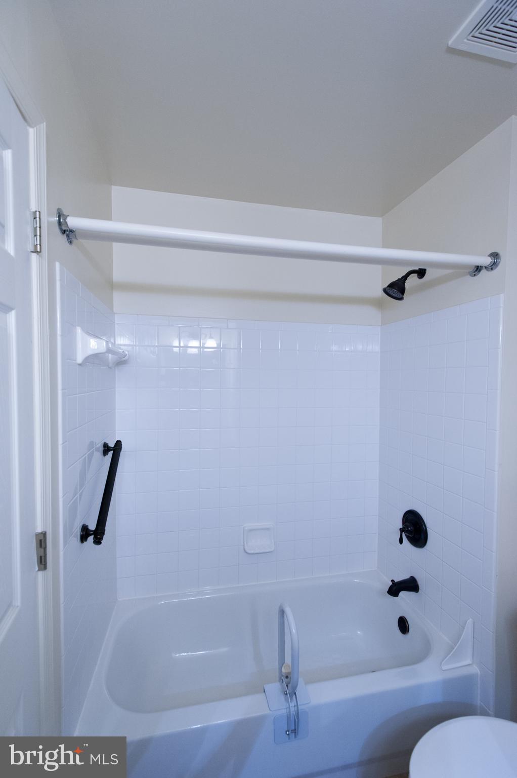 NORTHRIDGE PLAT 32 - Residential