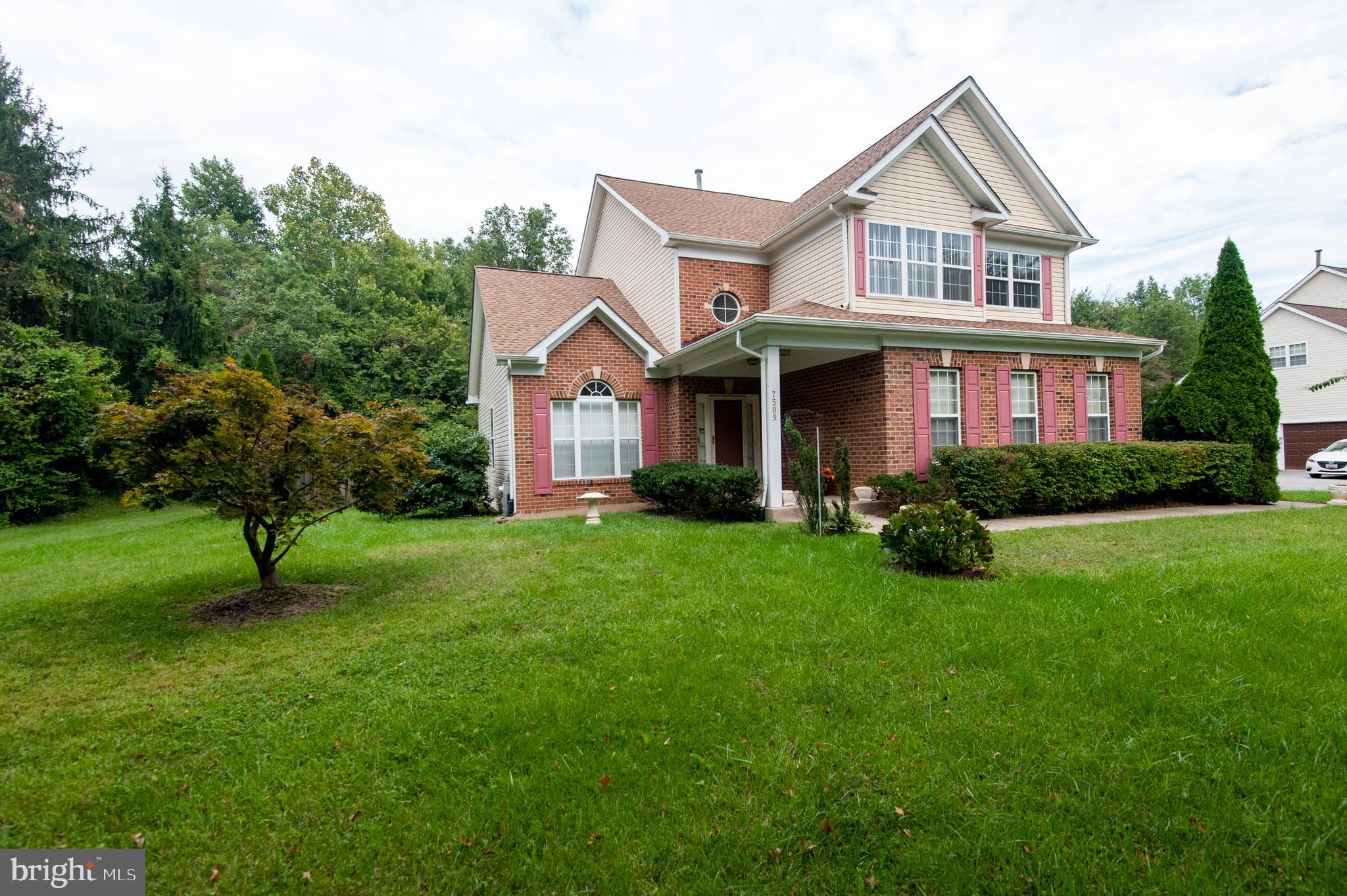 NORTHRIDGE PLAT 32 - Residential