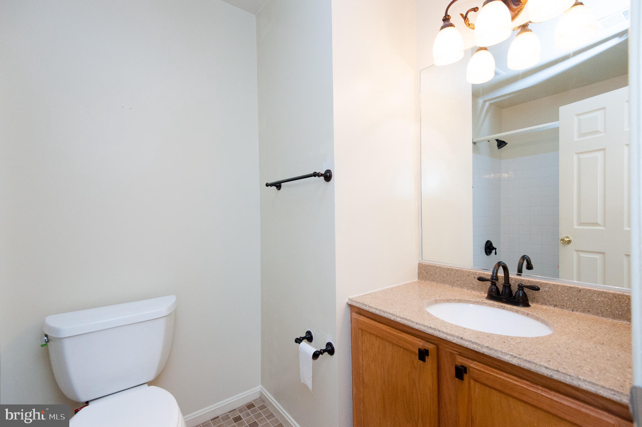 NORTHRIDGE PLAT 32 - Residential