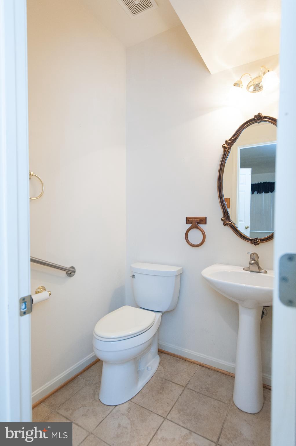 NORTHRIDGE PLAT 32 - Residential