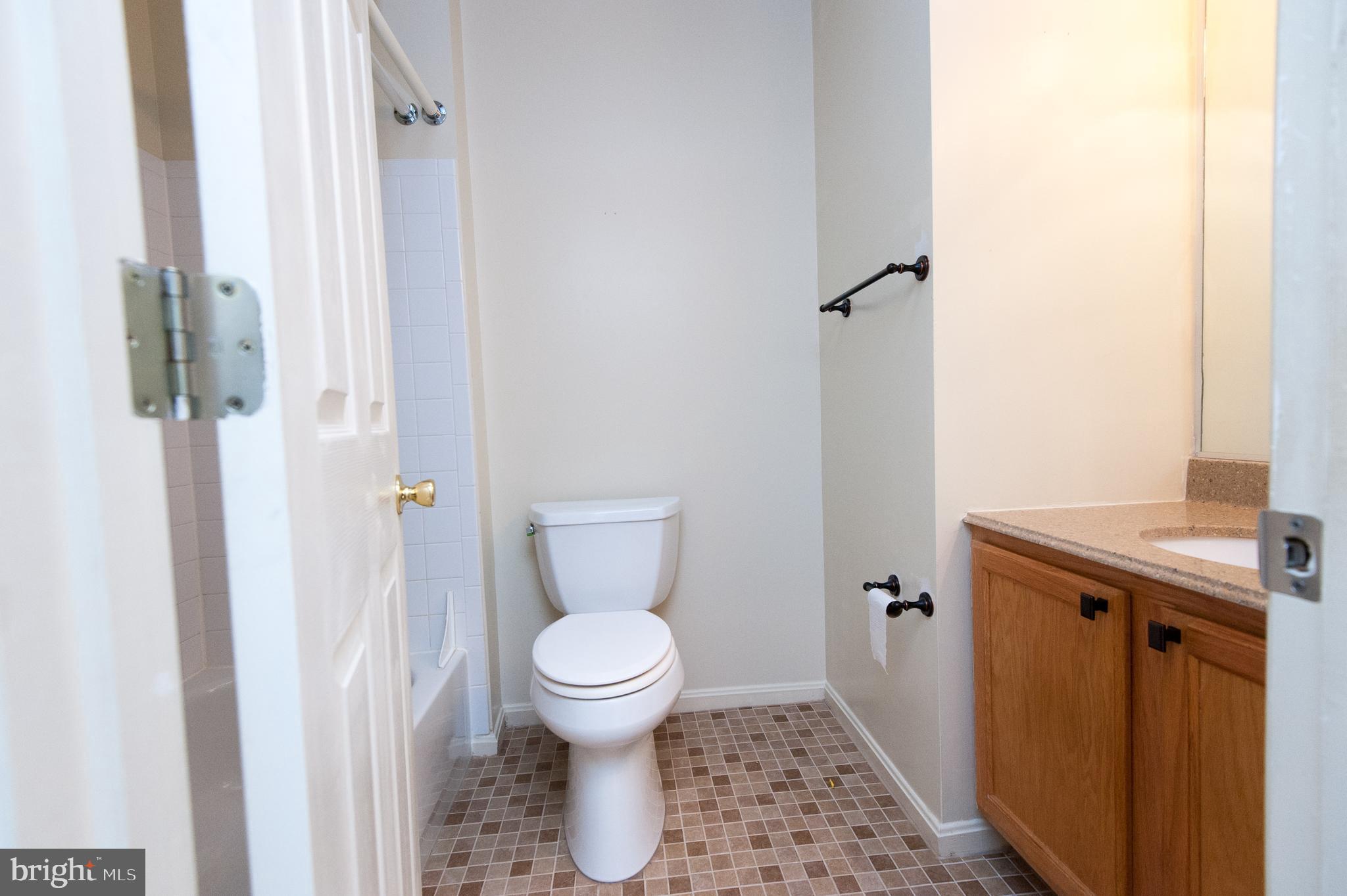 NORTHRIDGE PLAT 32 - Residential