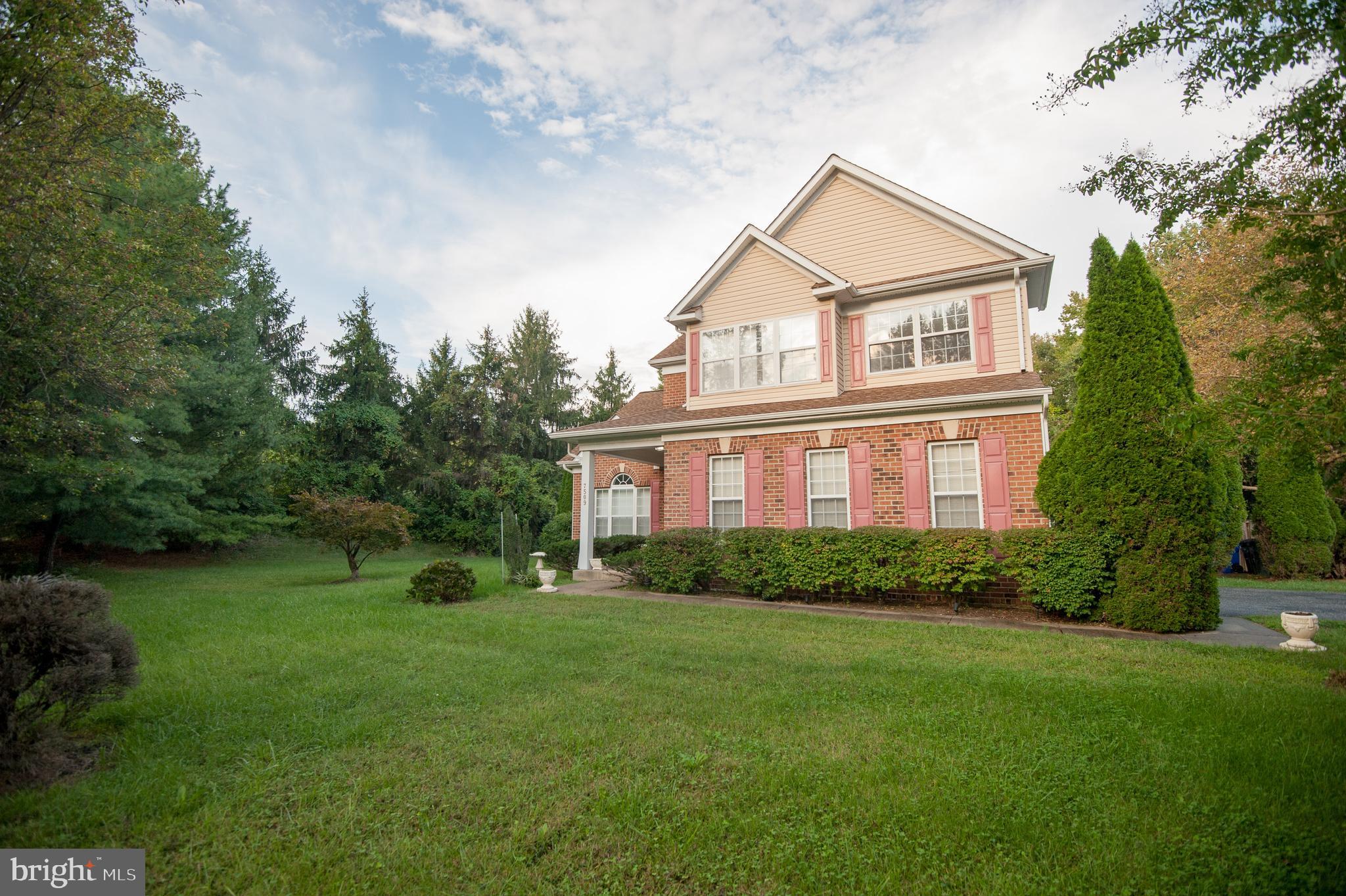 NORTHRIDGE PLAT 32 - Residential