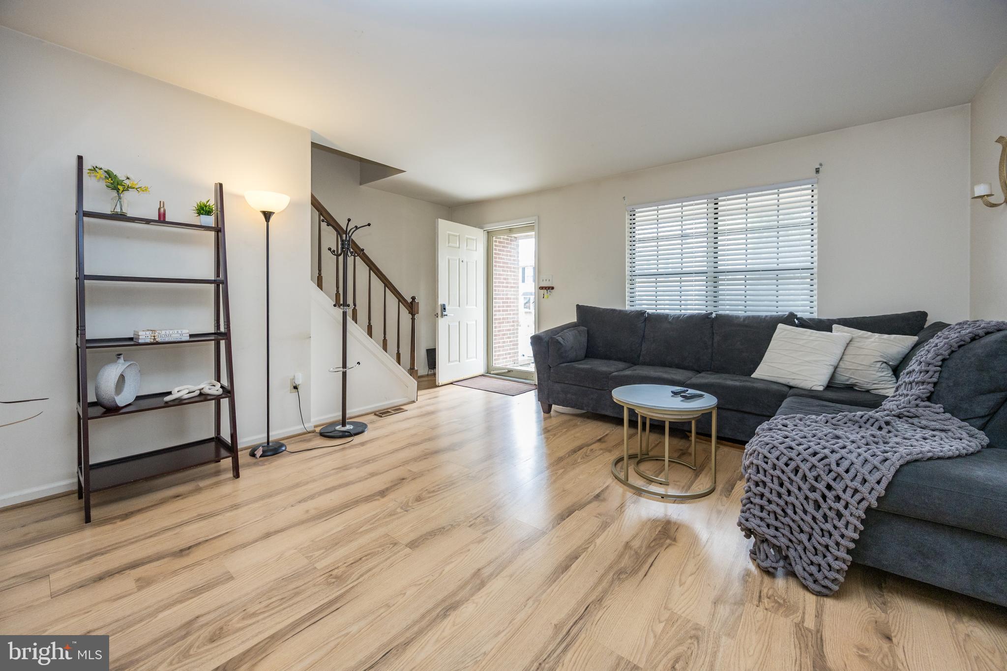 EDINBURGH VILLAS - Residential