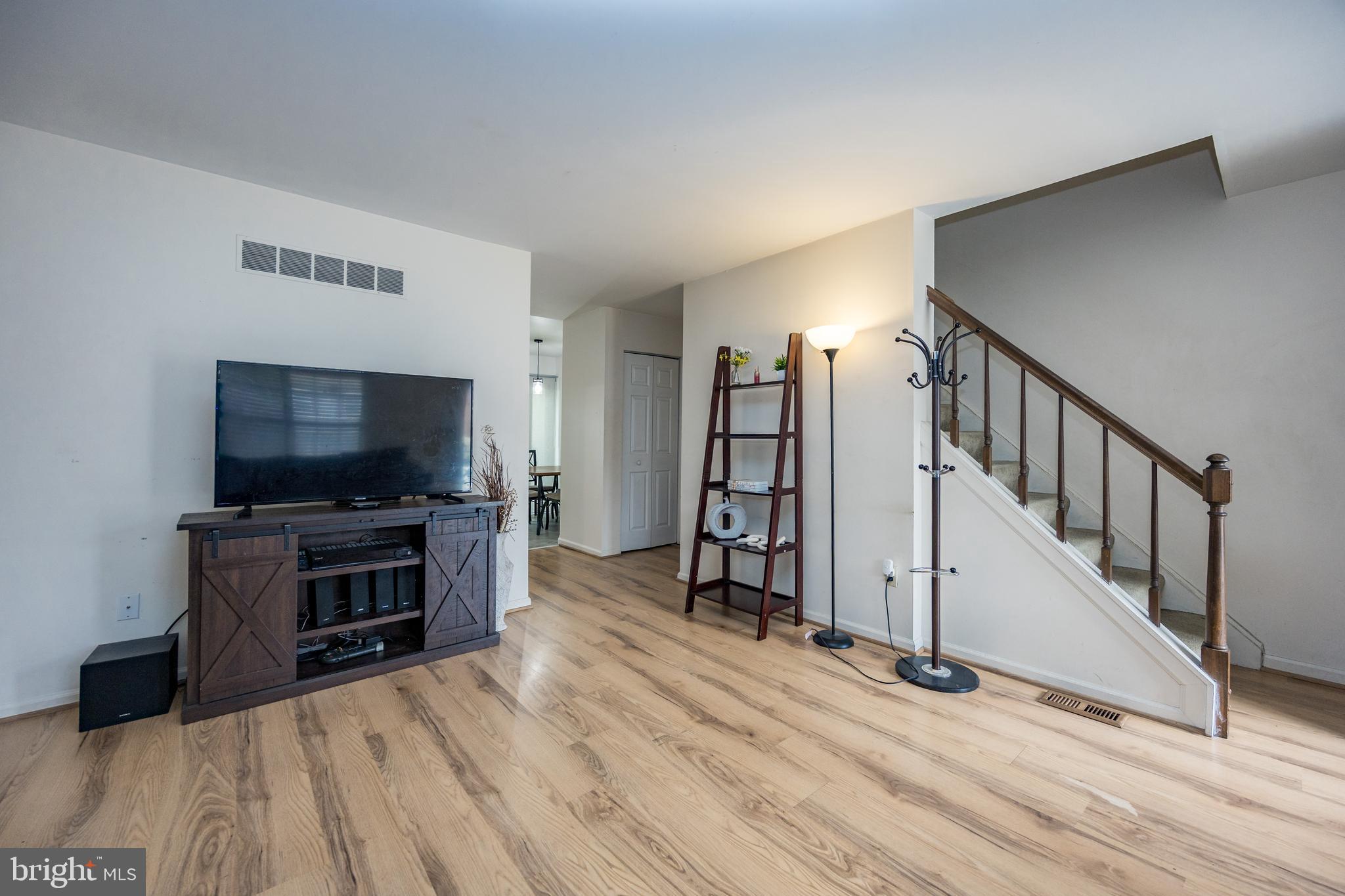 EDINBURGH VILLAS - Residential