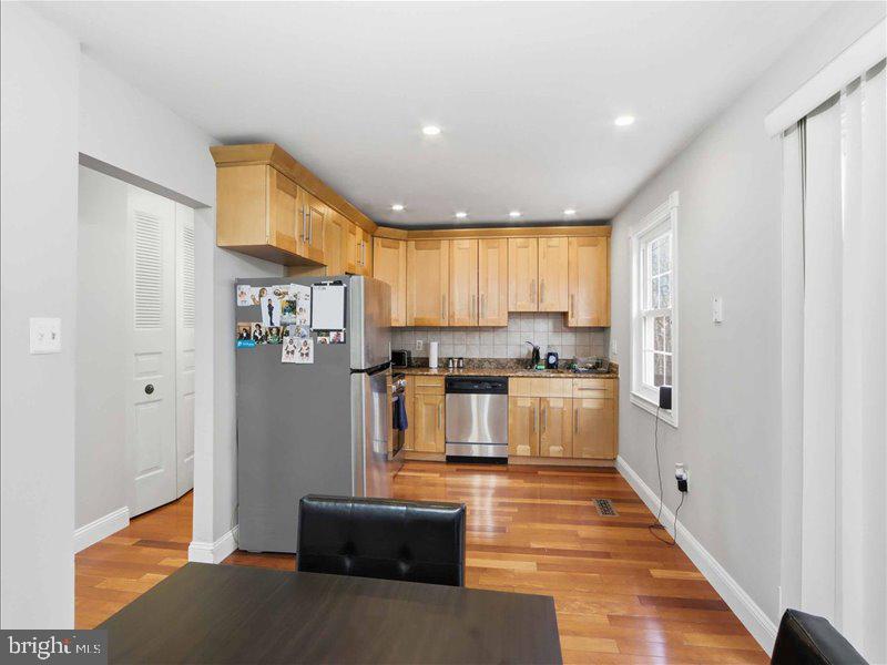 SNOWDEN OAKS - Residential