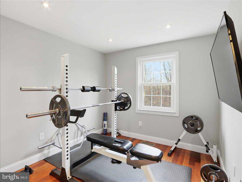 SNOWDEN OAKS - Residential