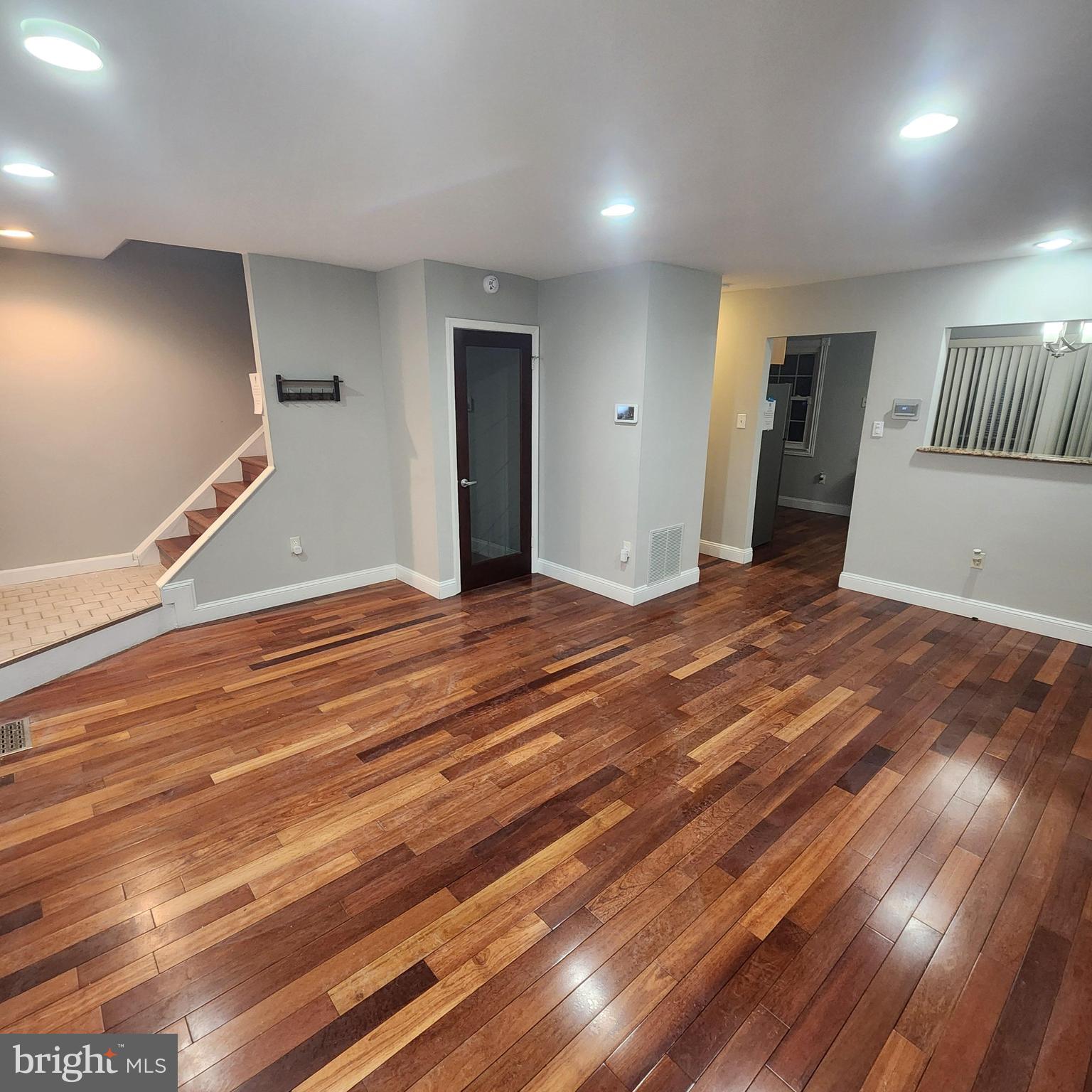 8307 SNOWDEN OAKS PLACE