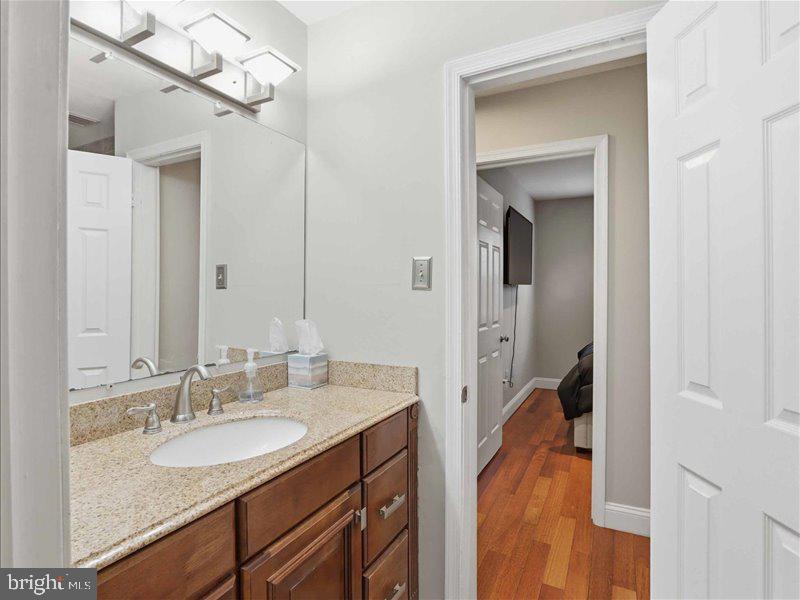 SNOWDEN OAKS - Residential