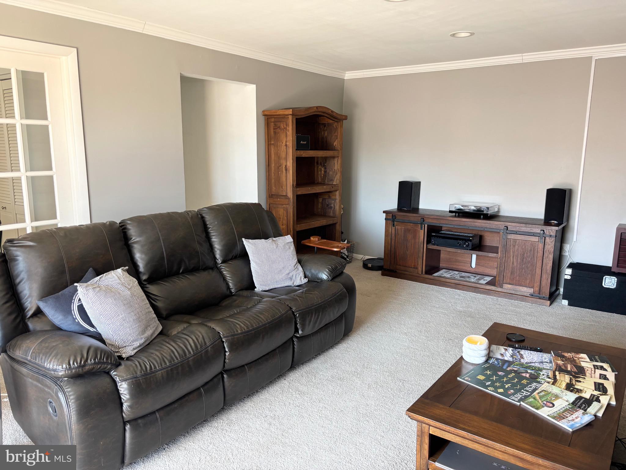 1944 KENNEDY DRIVE 103